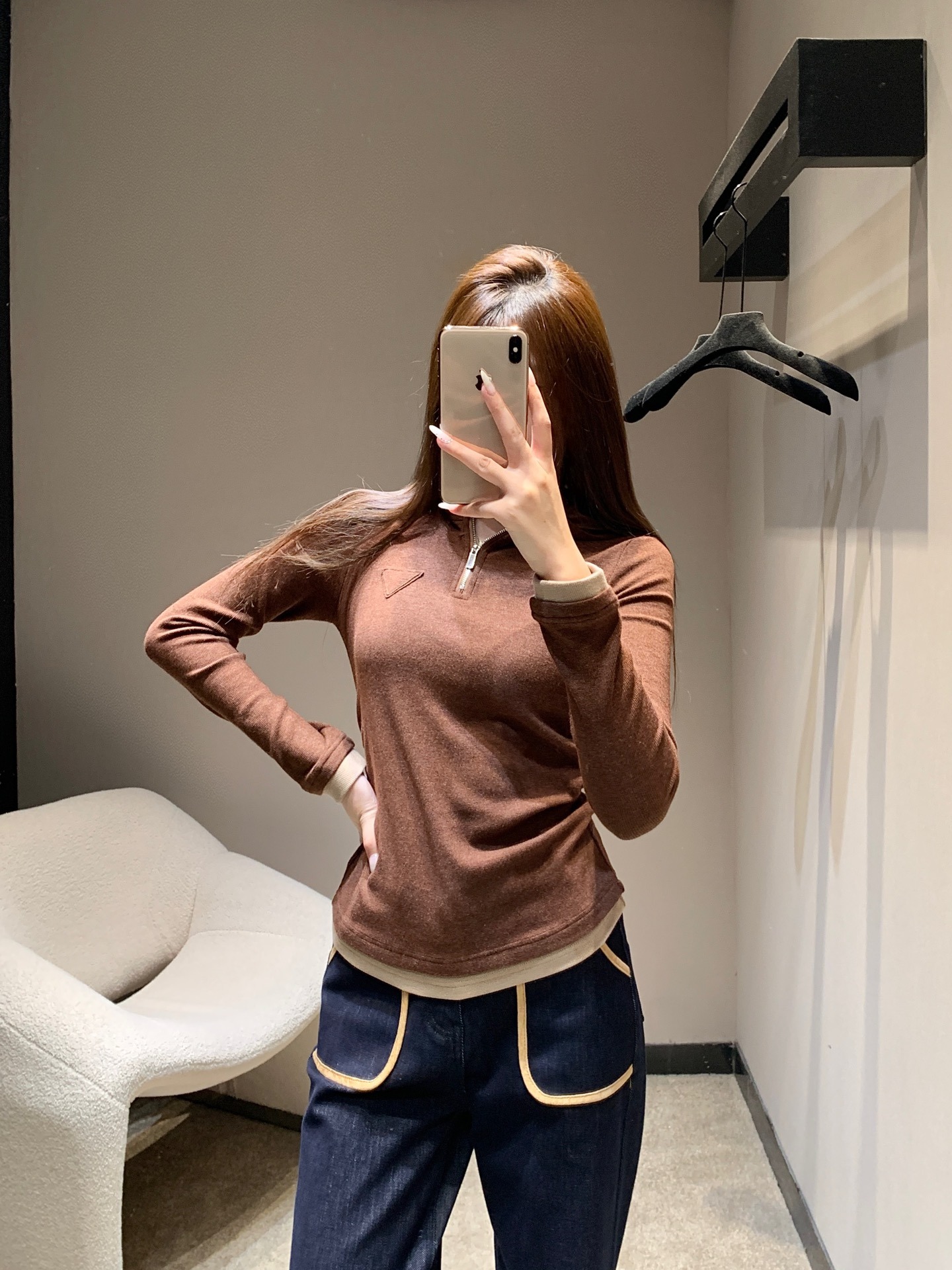 프*다 25Fw 신상 삼각 로고 후드 긴팔티