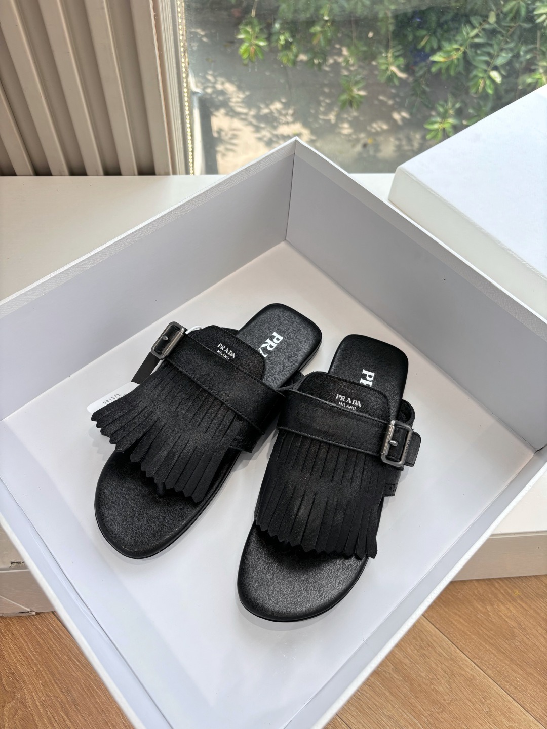 프*다 25ss 빈티지 태슬 세미슬리퍼