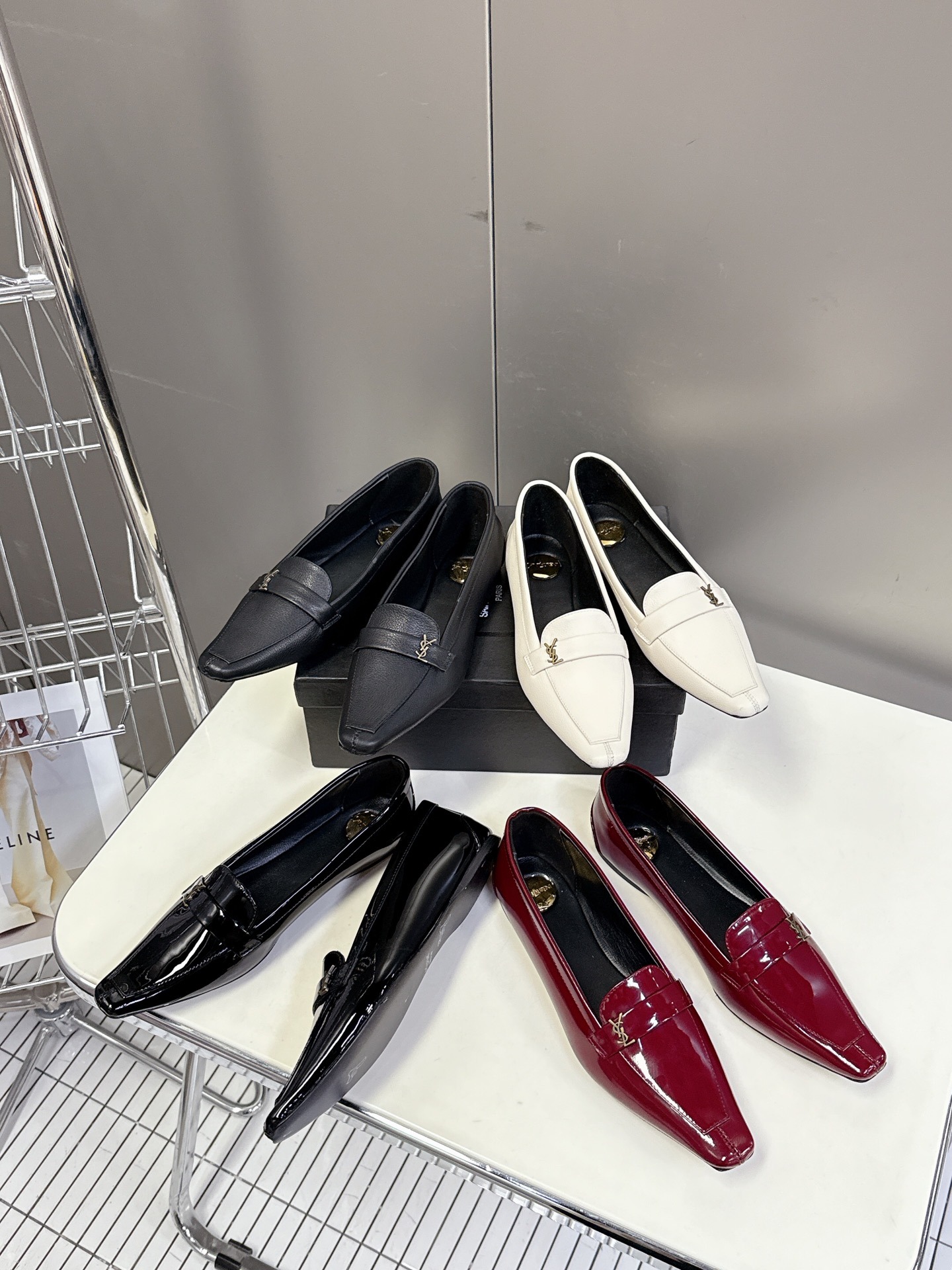 입*로랑 클래식한 슈즈 단화