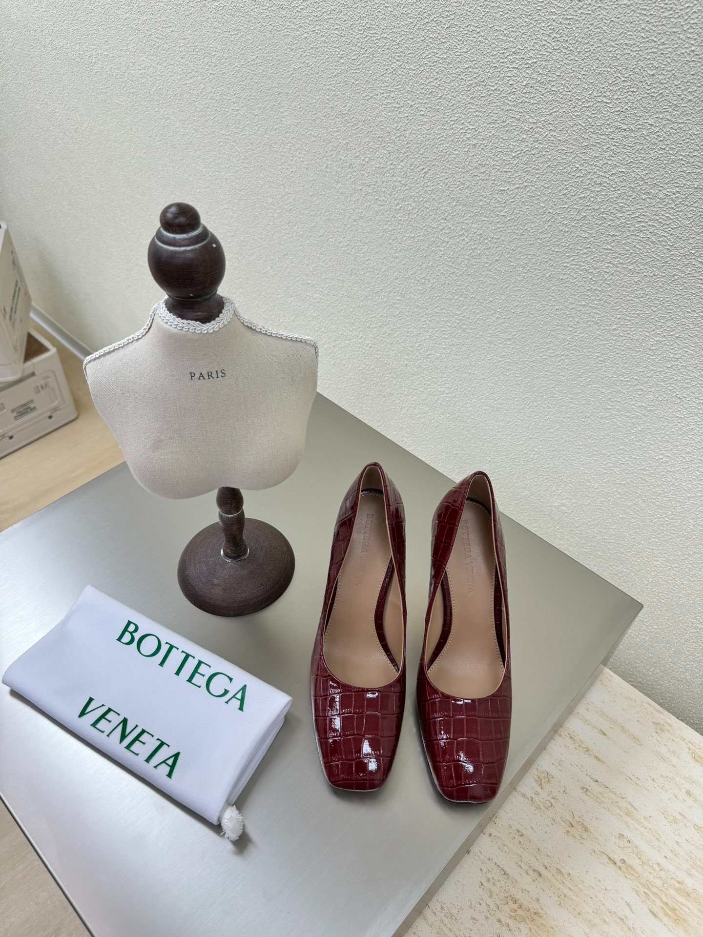 보*가베네타 Knot 라인 메탈굽 힐