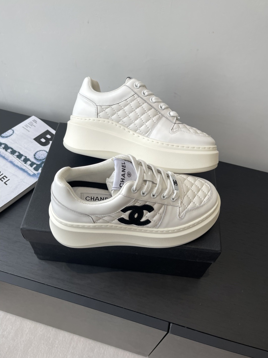 샤* 25ss 봄여름 신상 통굽 스니커즈