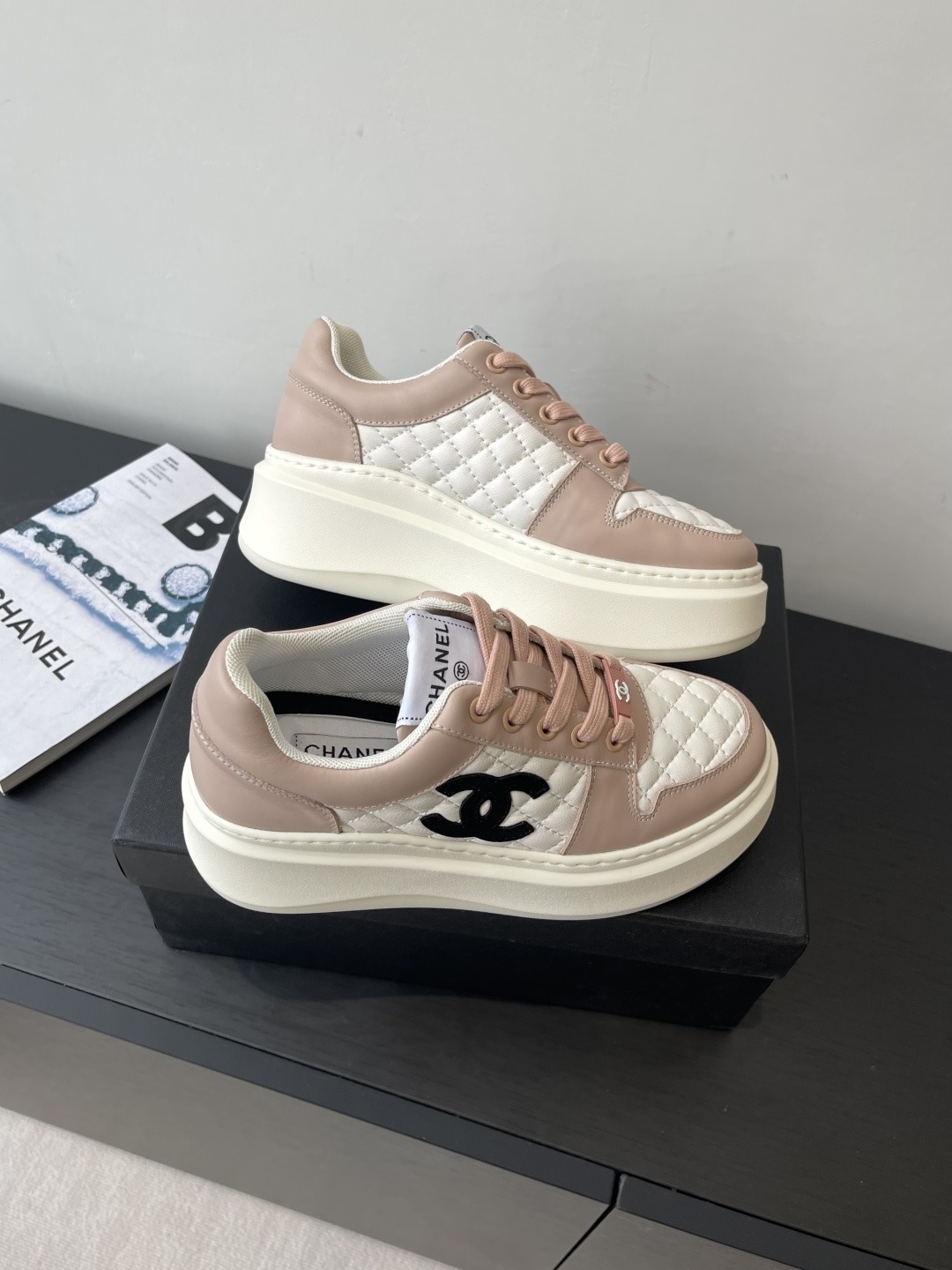 샤* 25ss 봄여름 신상 통굽 스니커즈