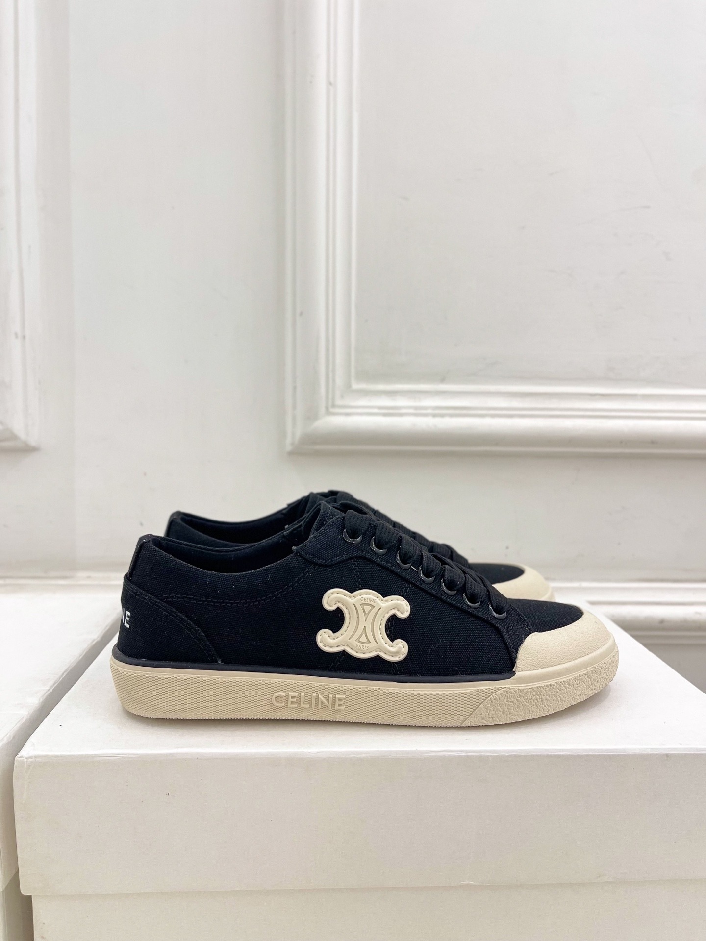 셀*느 25 신상 아란 트리오엠프 슬립온 스니커즈