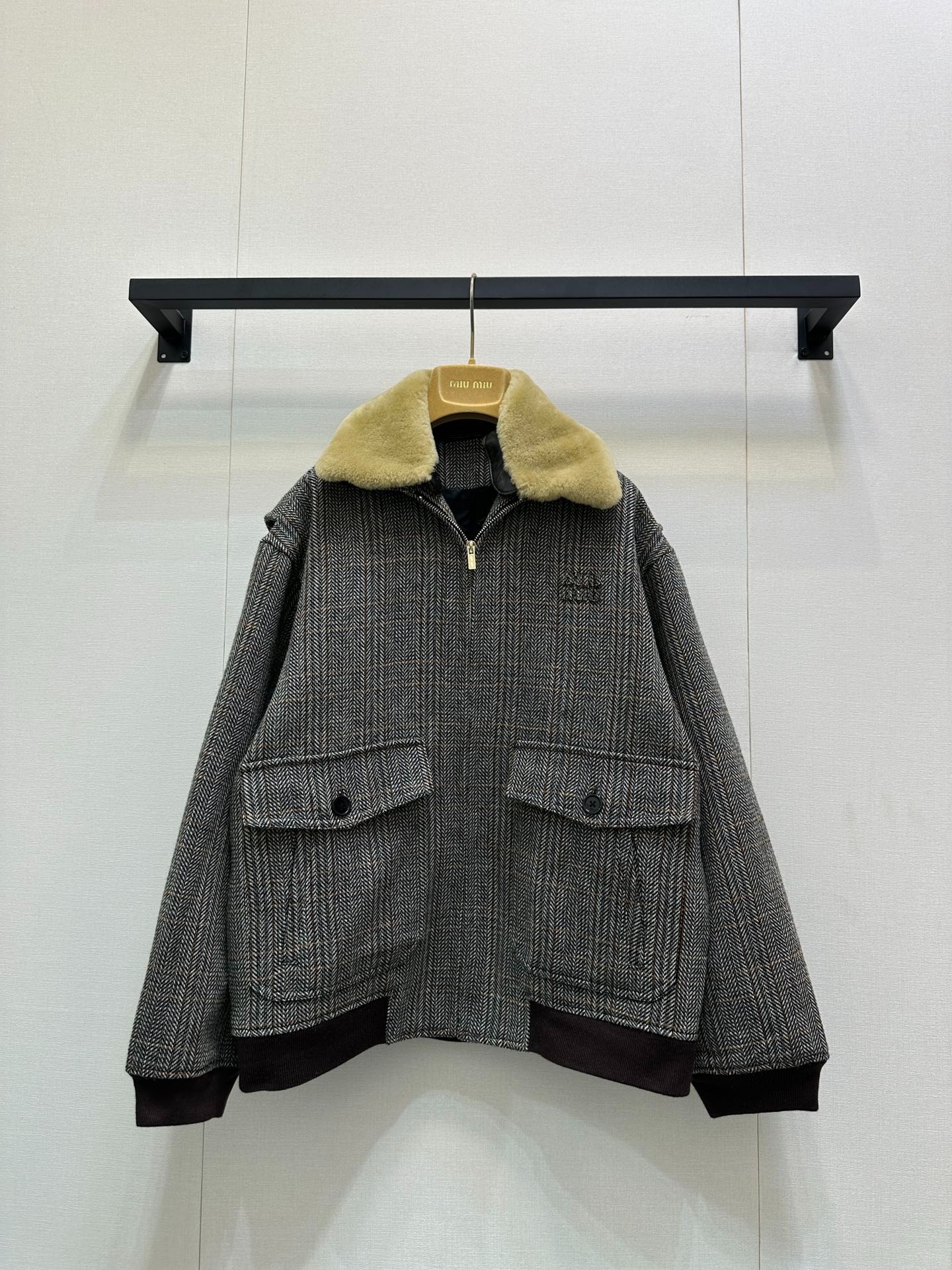 미*미* 25Fw 신상 양털 헤링본 자켓