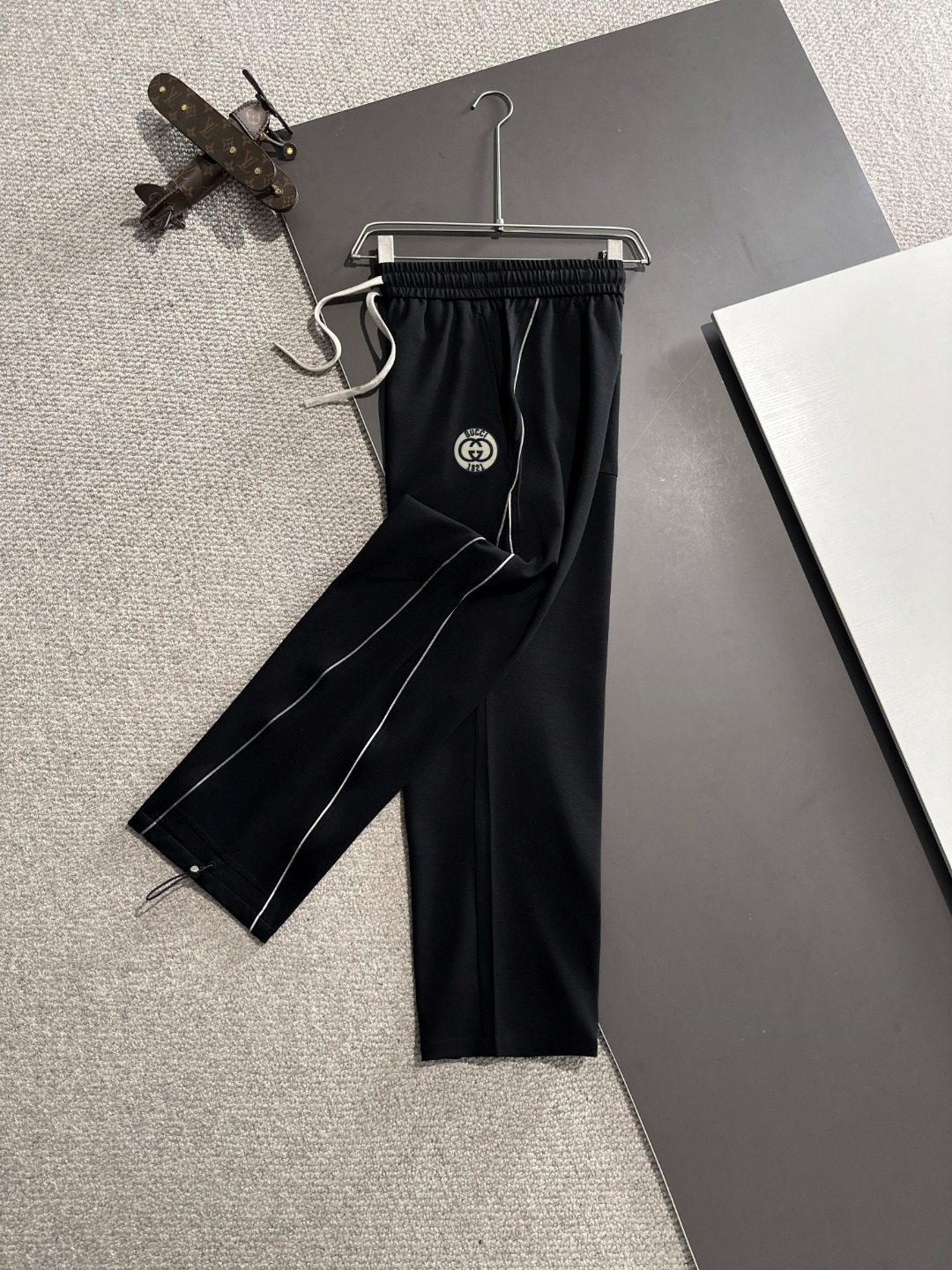 구* 2025 봄여름 밴딩 캐주얼 팬츠