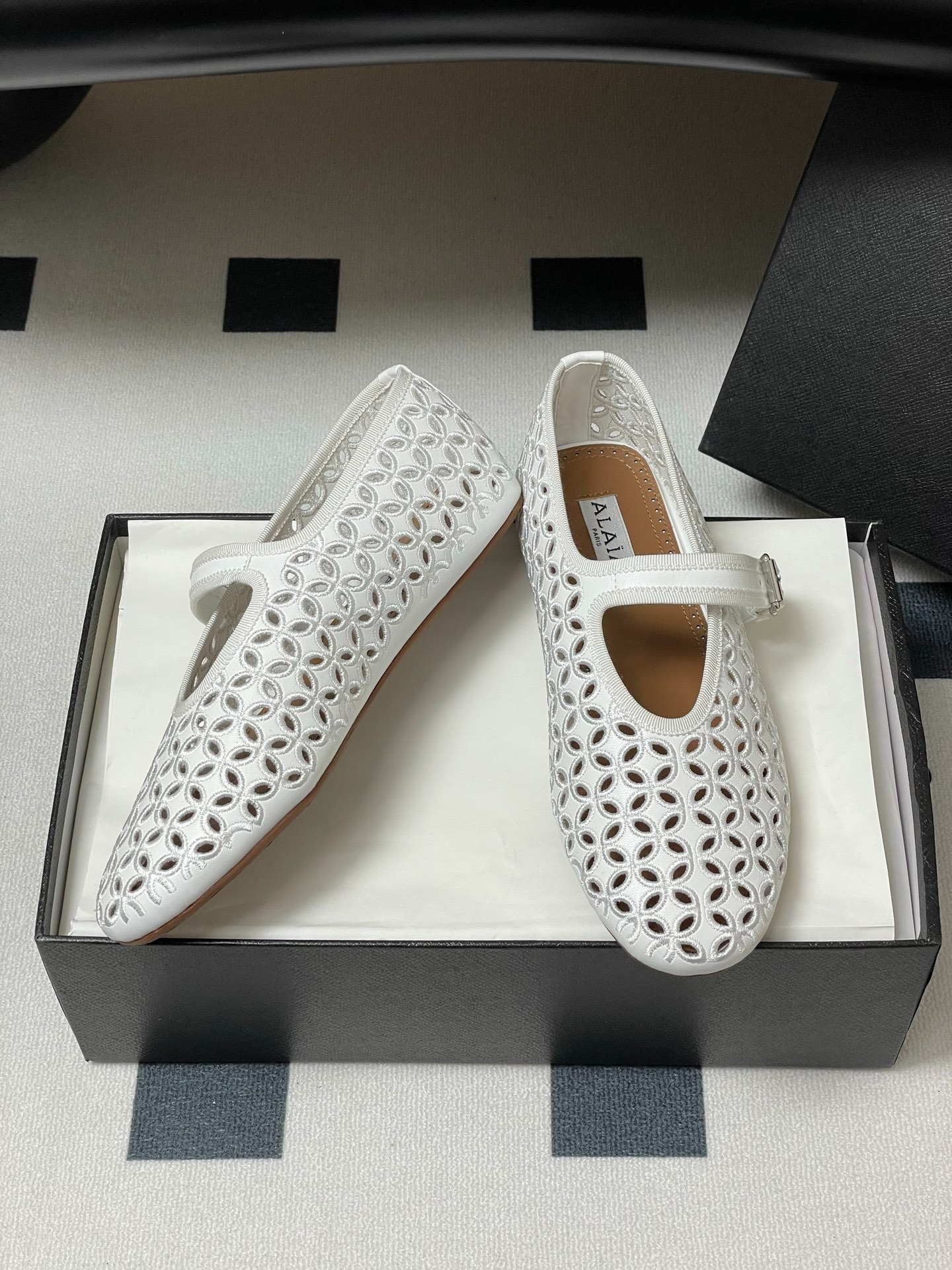 알*이아 프렌치 버클 메리제인 플랫