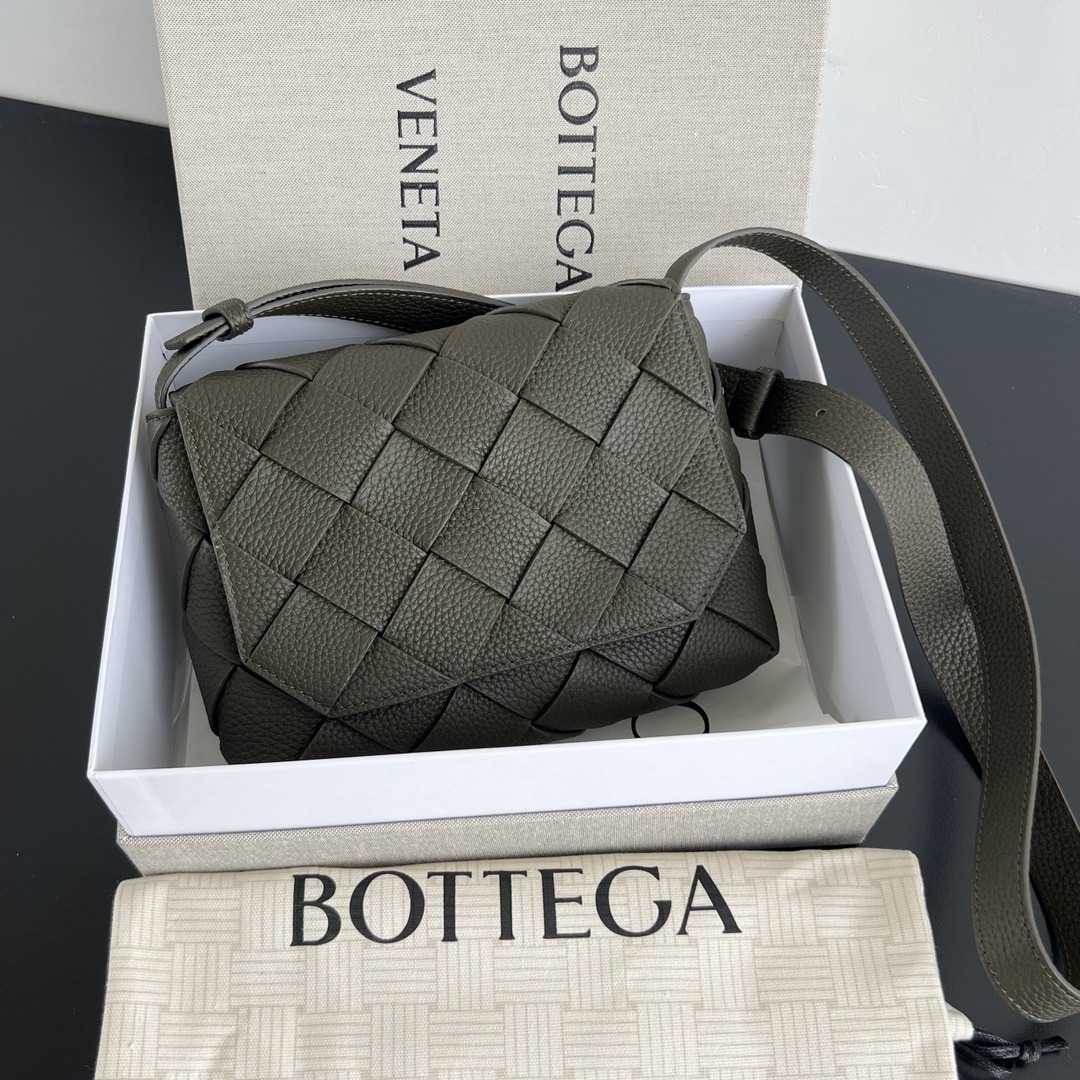 보테가베네타 Diago 크로스백