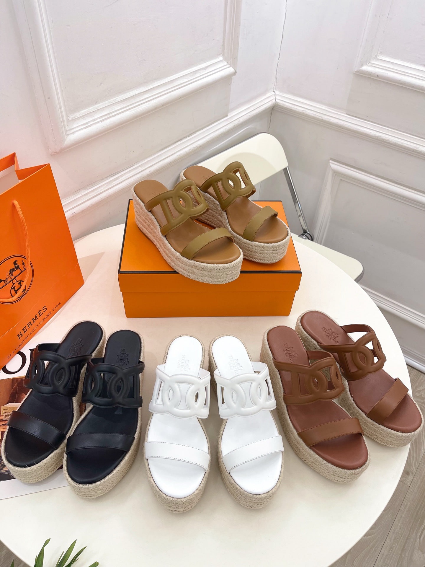 에*메스 25  추동 신상 통굽 웨지 슬리퍼