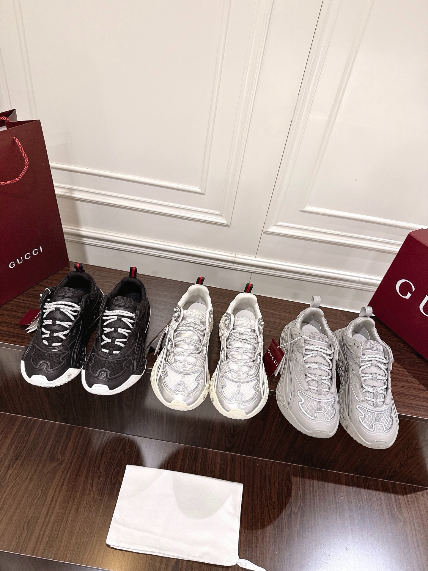 구* 3D 시리즈 글로벌 커플 운동화