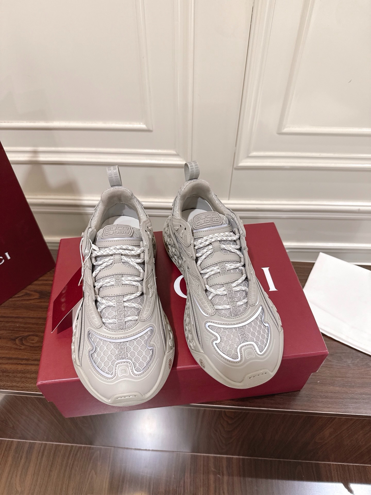 구* 3D 시리즈 글로벌 커플 운동화