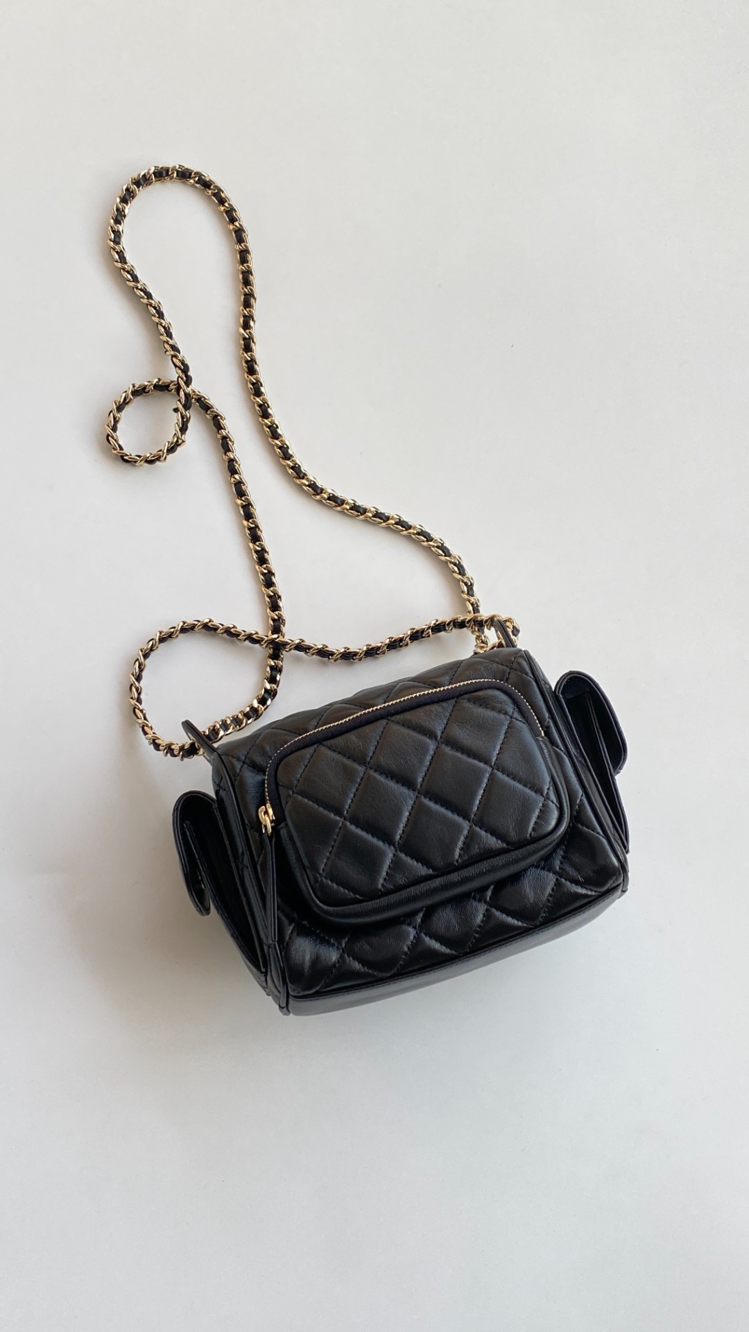 샤넬 24K 카메라 케이스 백