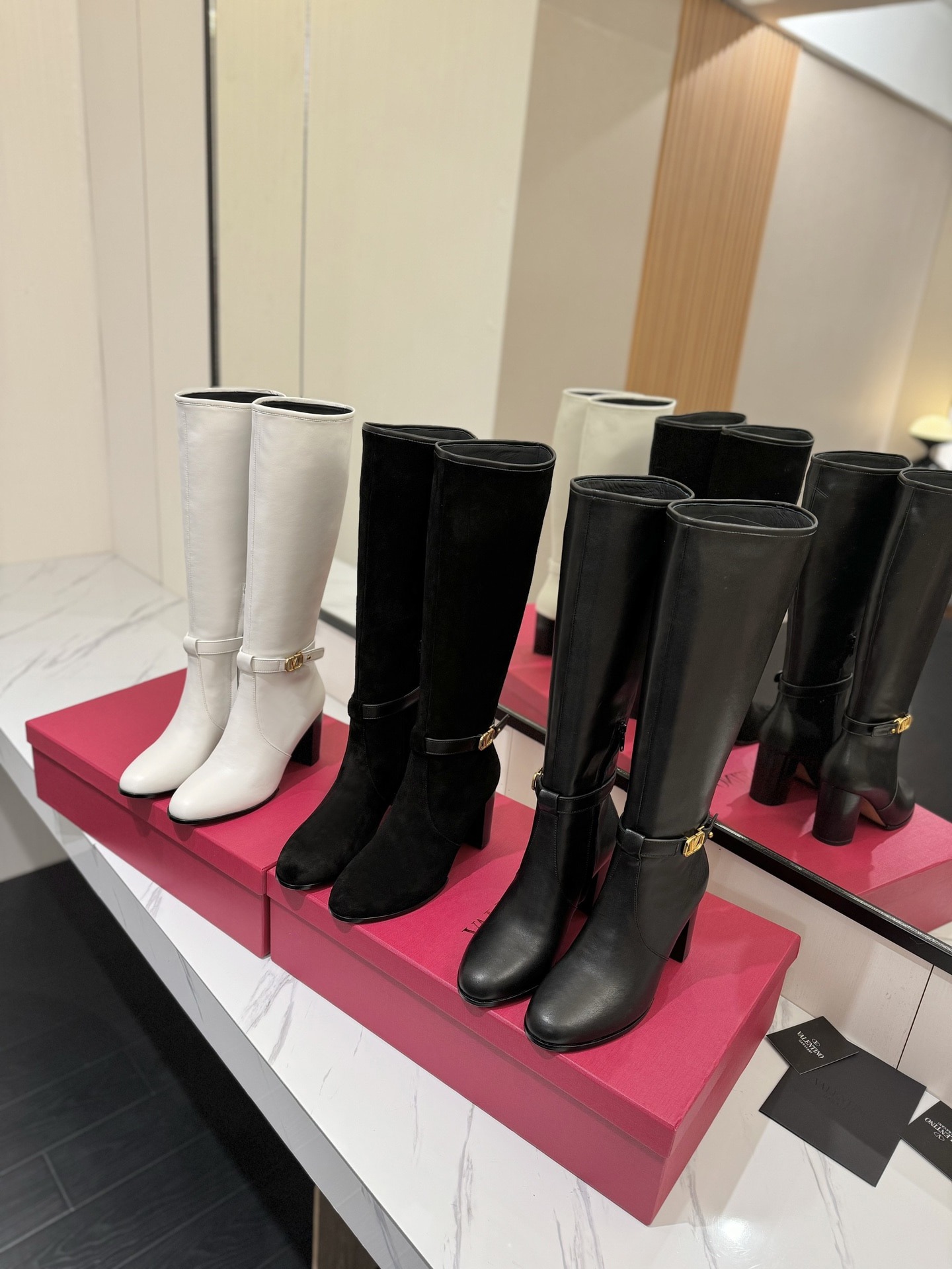 발*티노 25 신상 하이 부츠