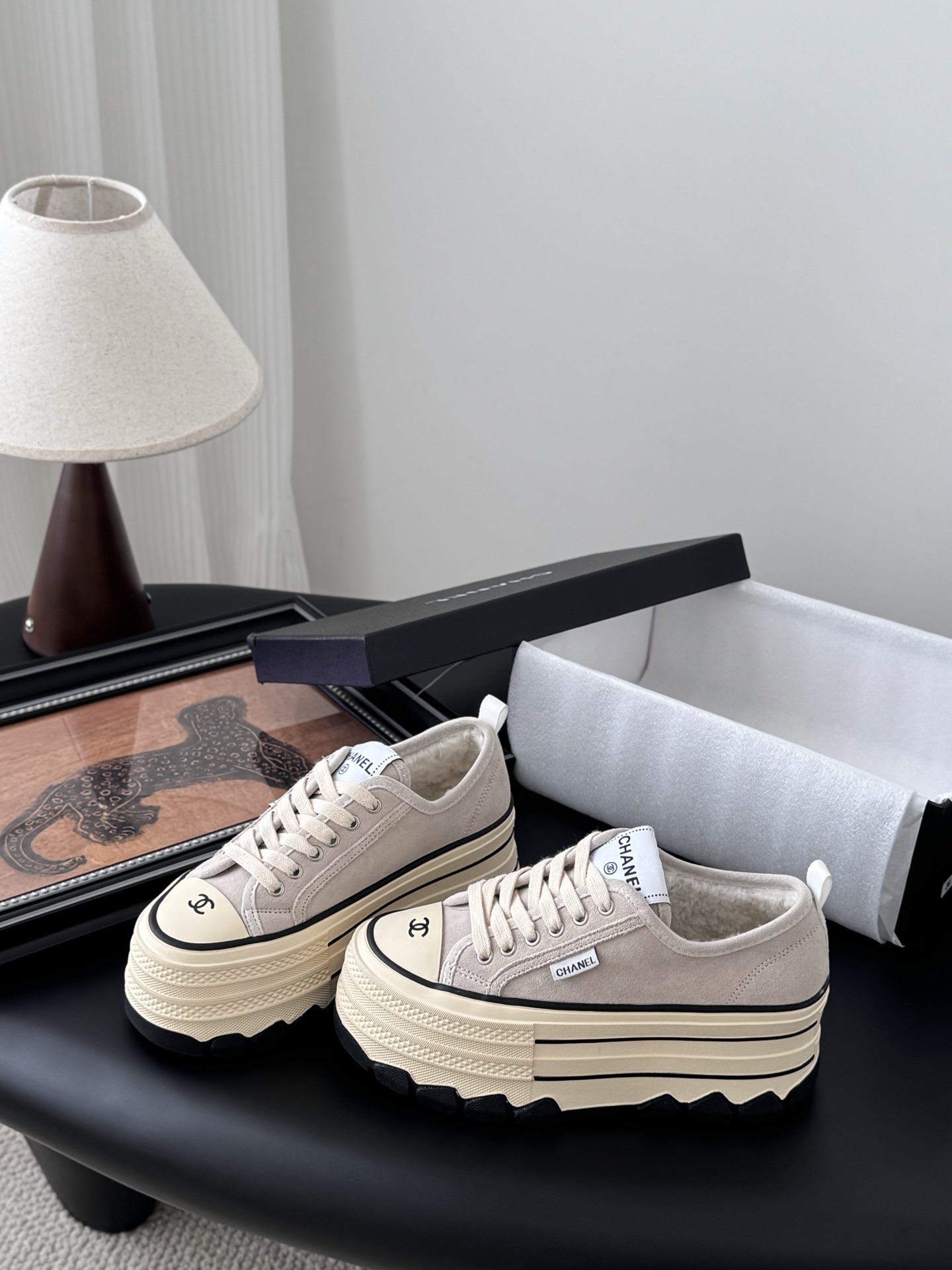 샤* 양털 통굽 스니커즈