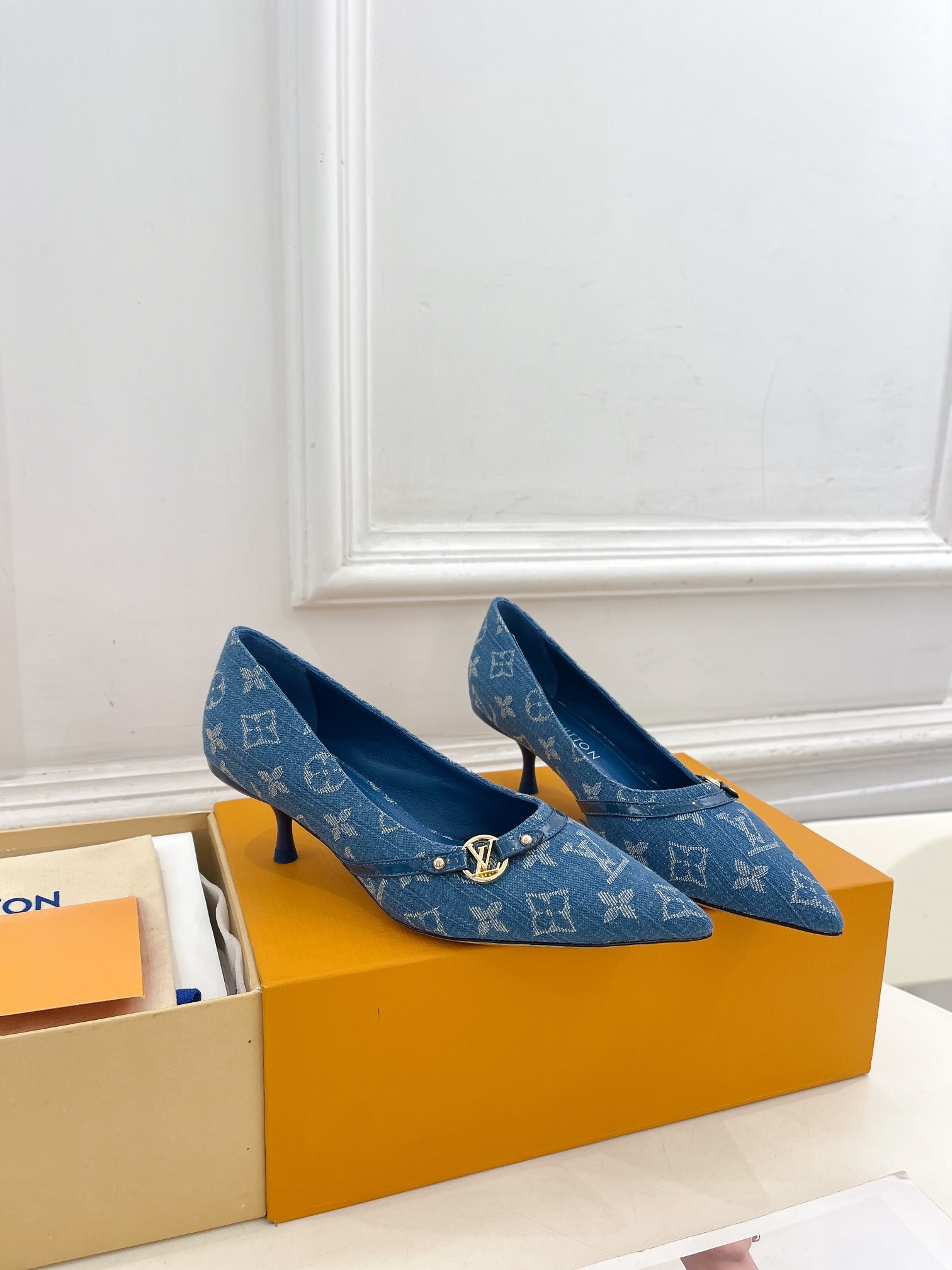 루*비통 25 뉴 프리미엄 키높이 단화 하드탑