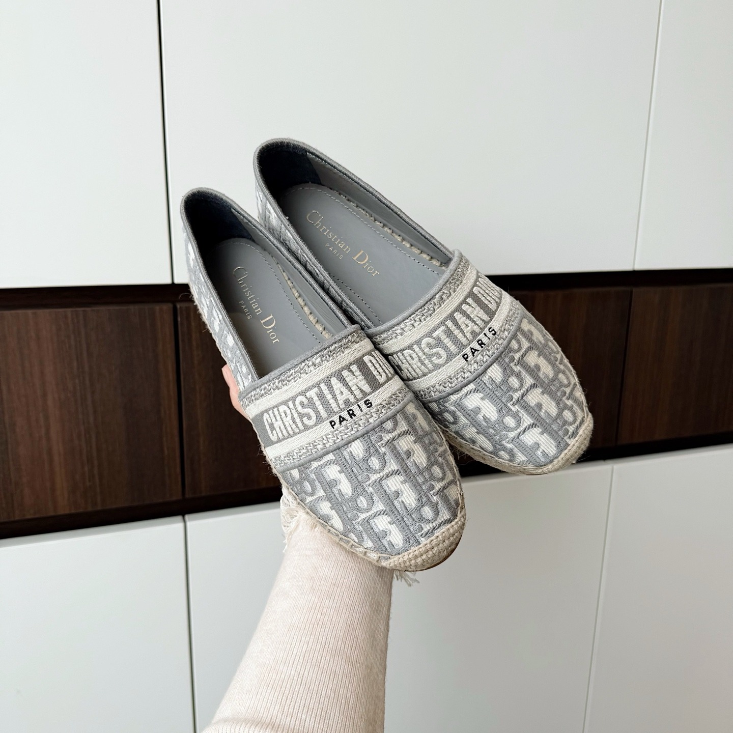 디* 그랑빌 오블리크 에스파듀