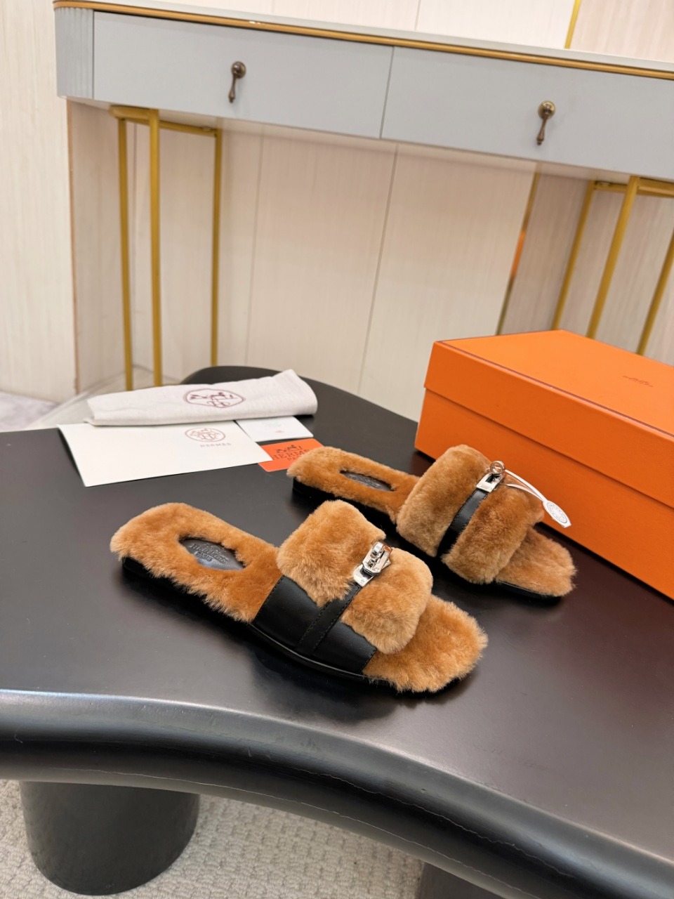 에*메스 25 가을 겨울 신상 켈리 털 슬리퍼