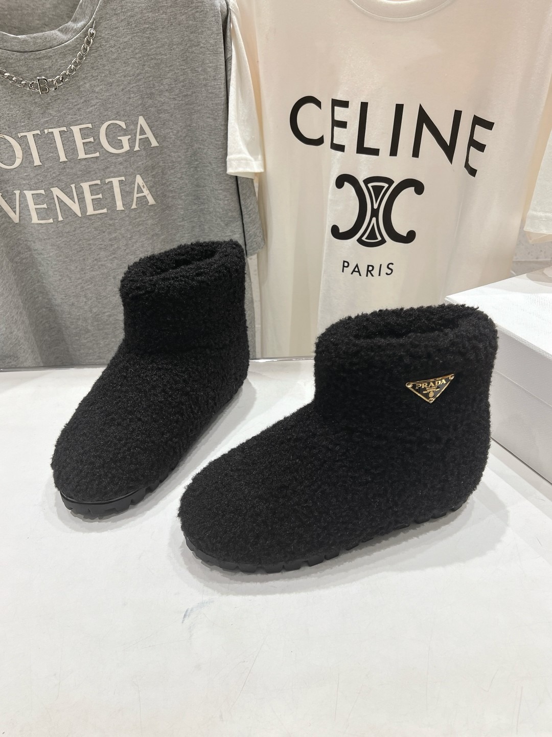 프*다 25ss 신상 스노우부츠 앵클 털부츠