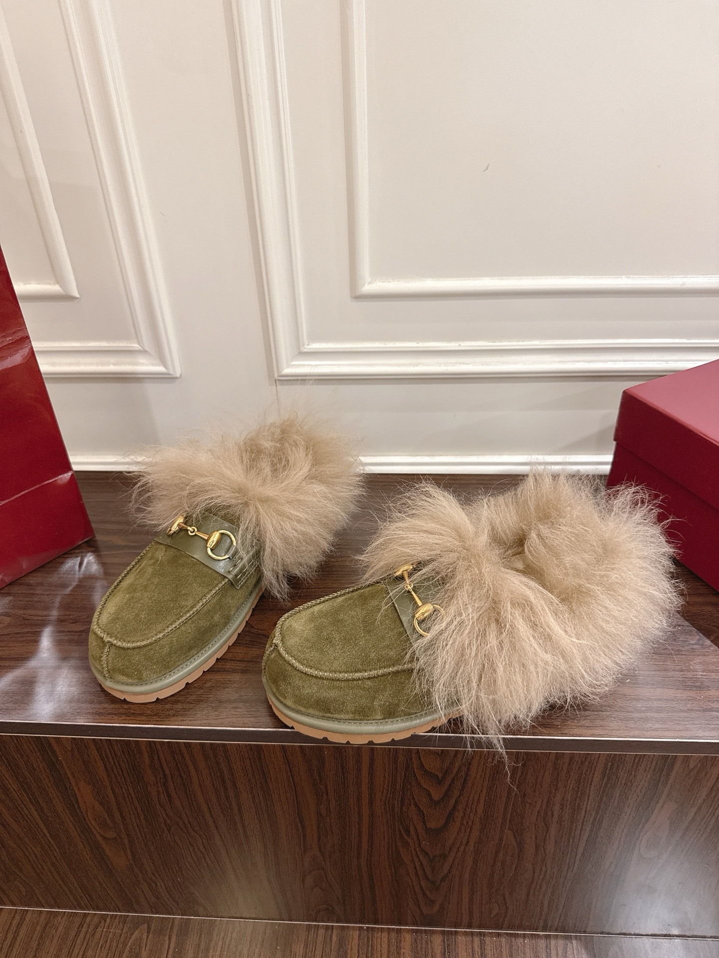 구* 신상 양털 로퍼