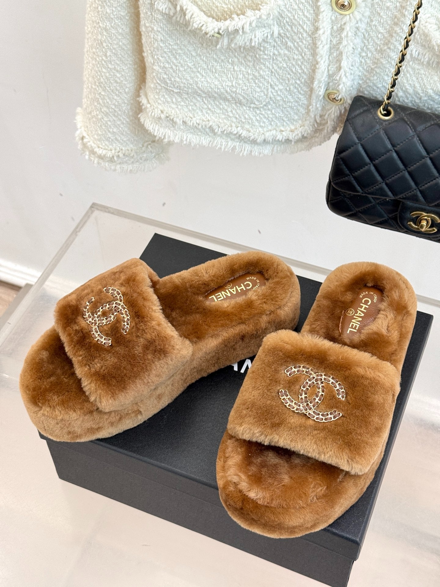 샤* 클래식 스트랩 통굽 슬리퍼