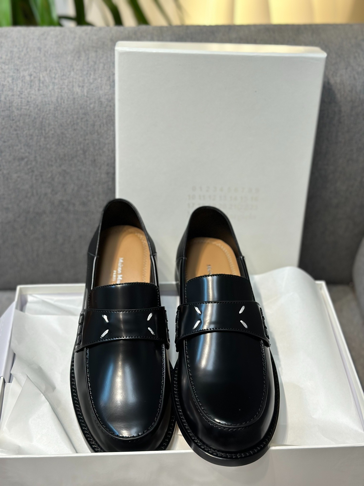 메* 마르지엘라 타비 스티치 로퍼