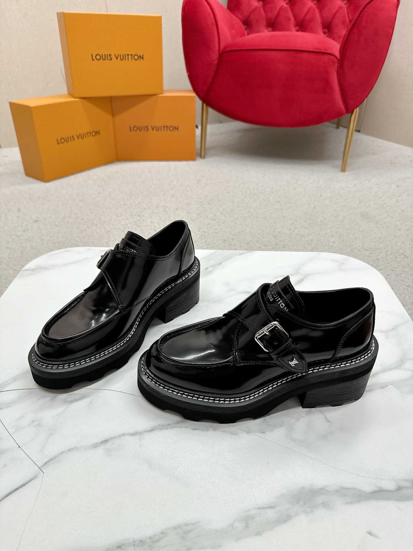 루*비통 신상 패션 메리제인 통굽 로퍼