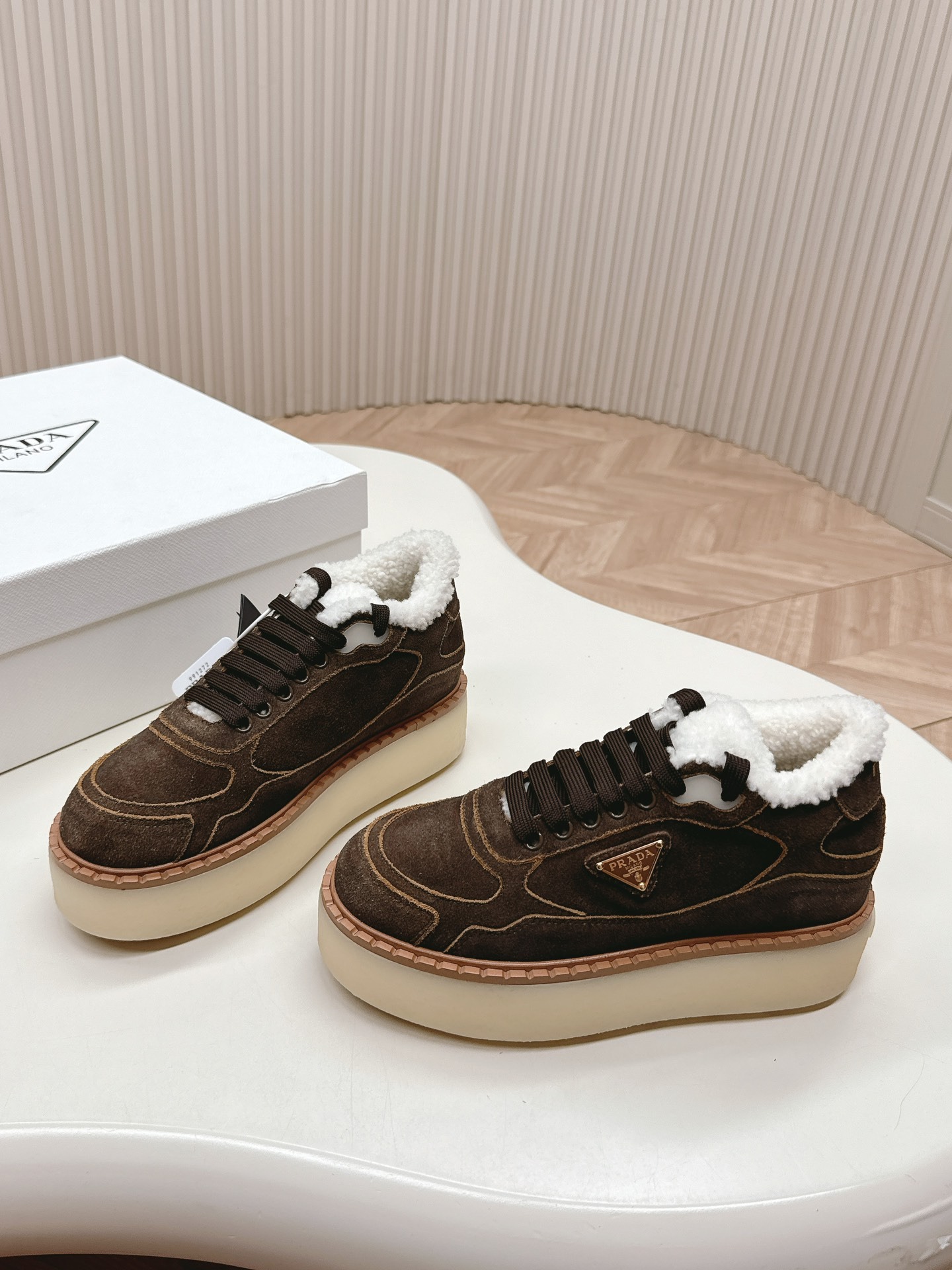 프*다 25 신상 양털 통굽 하이탑