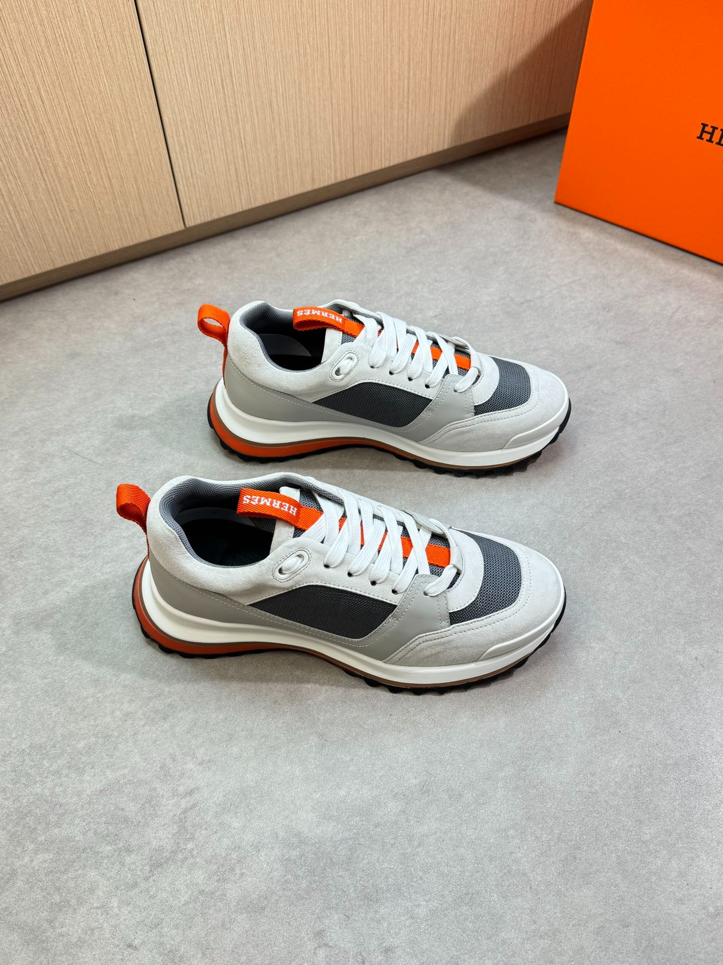 에*메스 오리지널 스니커즈