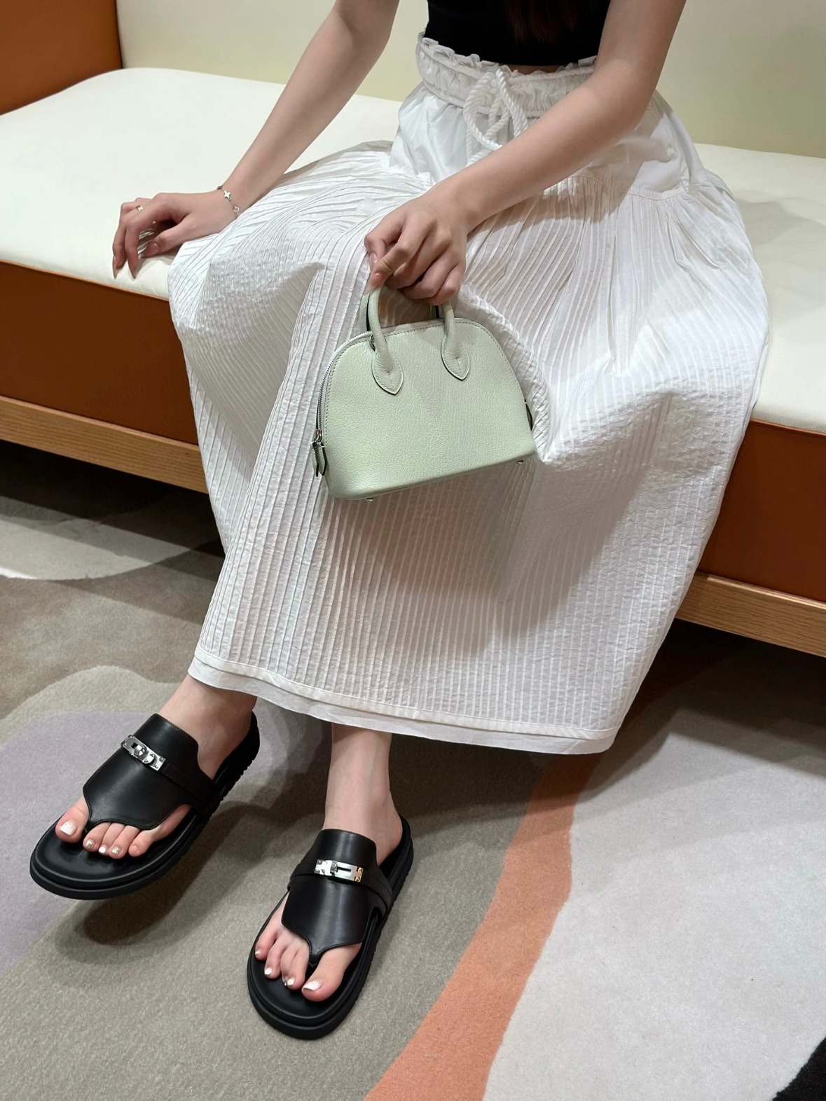 에*메스 엠파이어 슬리퍼 커플 슬립온