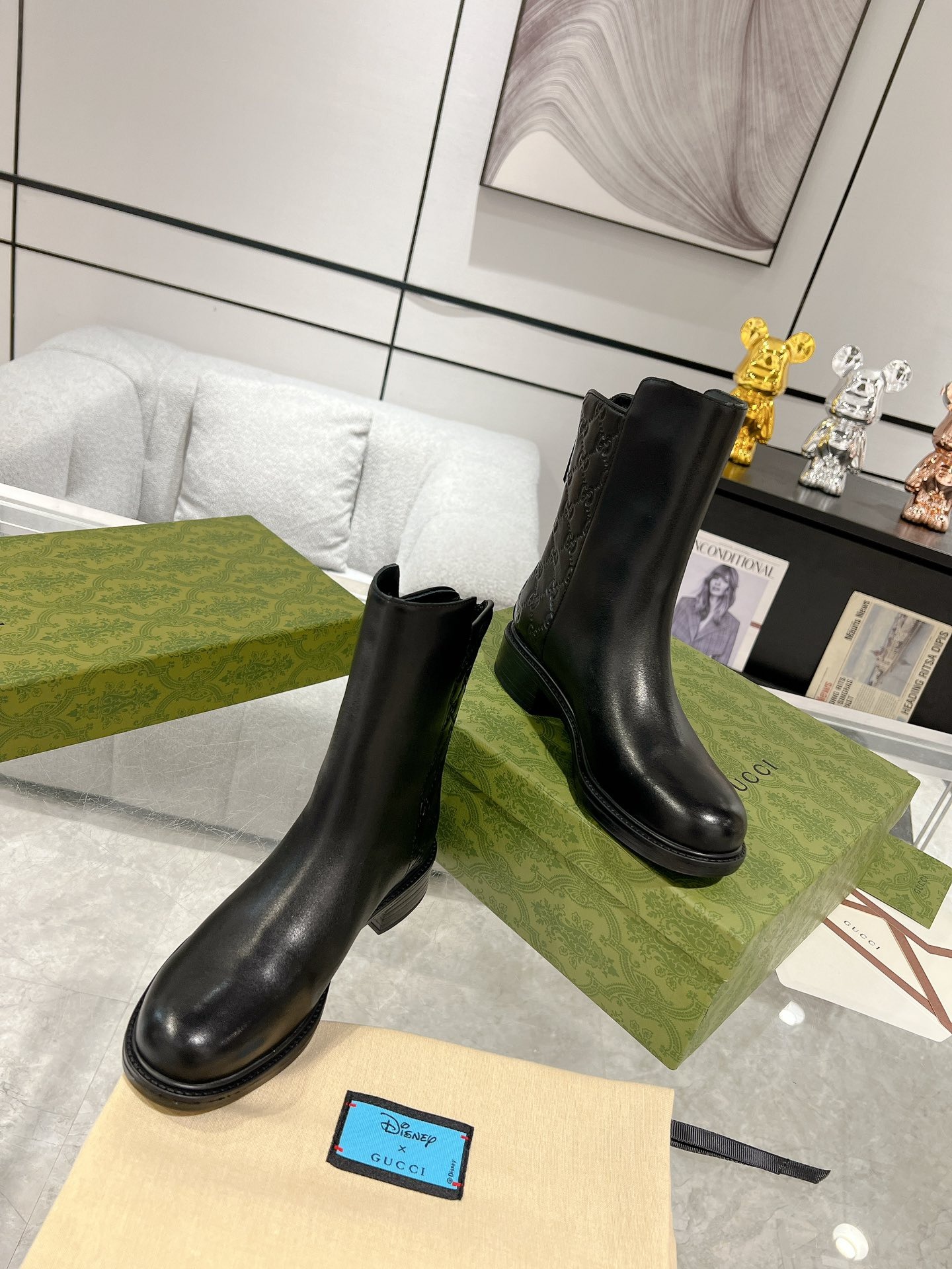 구* 클래식 소가죽 엠보싱 부츠