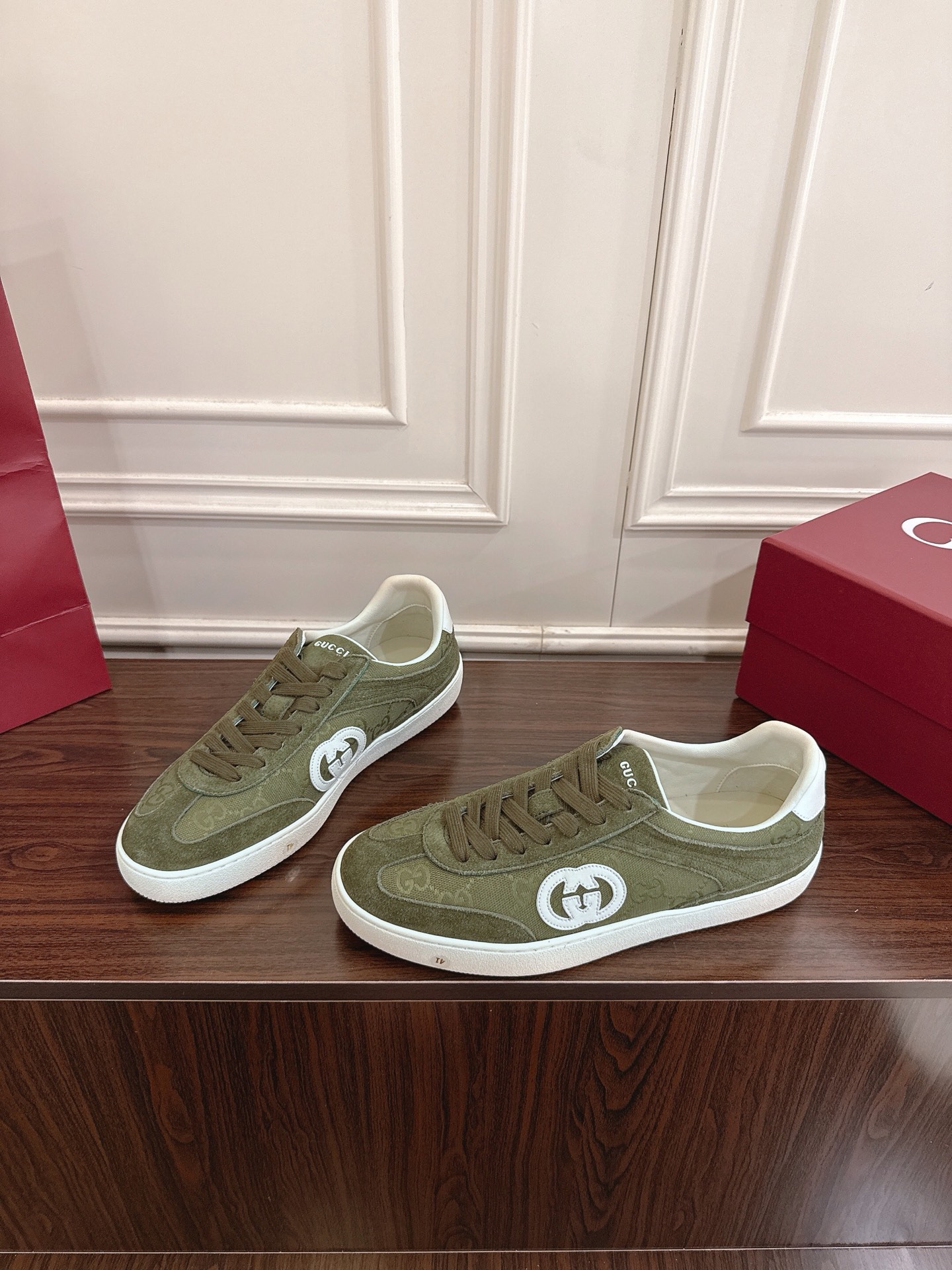 구* 신상 더블G 스니커즈 슈즈