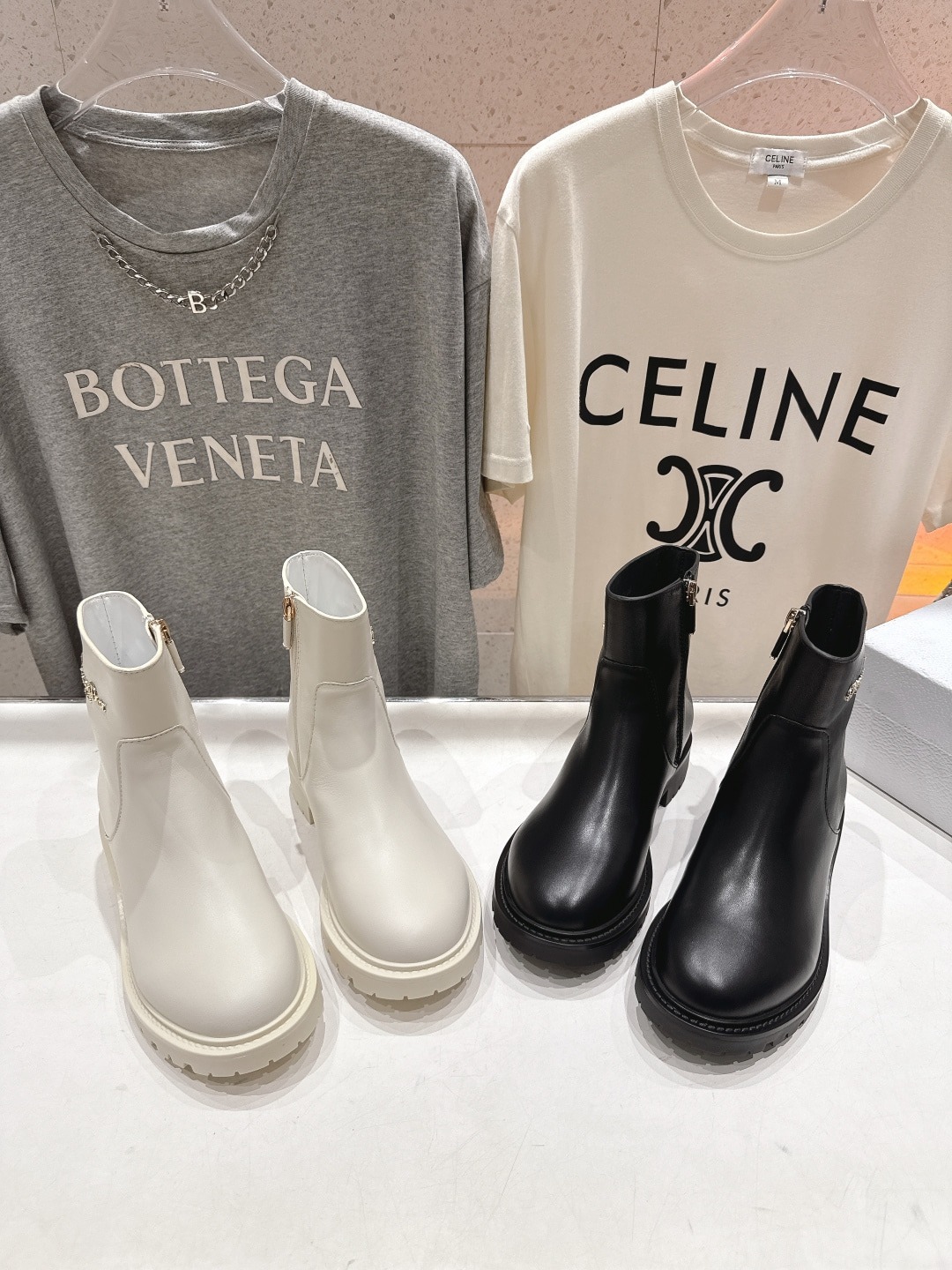 디* 25ss 신상 옆지퍼 플랫 부츠