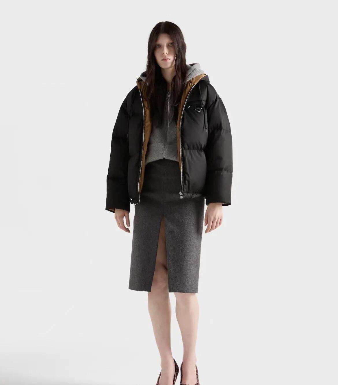 프라다 리나일론 다운자켓