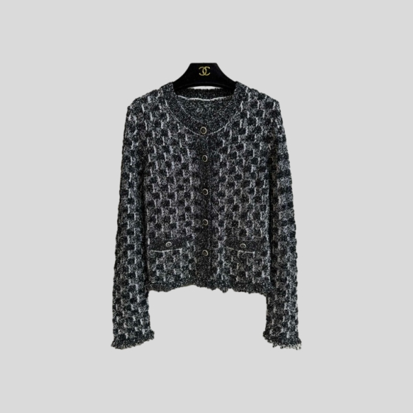샤넬 쉬머링 태슬 가디건