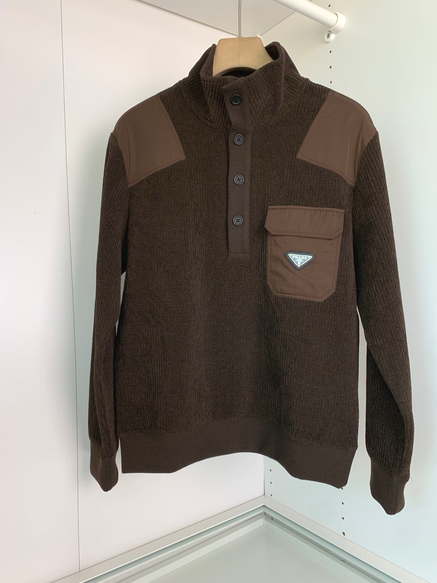 프라다 울 앤 캐시미어 스웨터