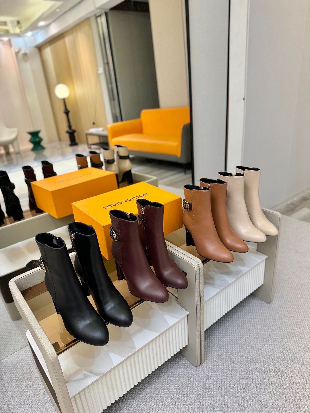 루*비통 베를린 오픈 토 앵클 부츠