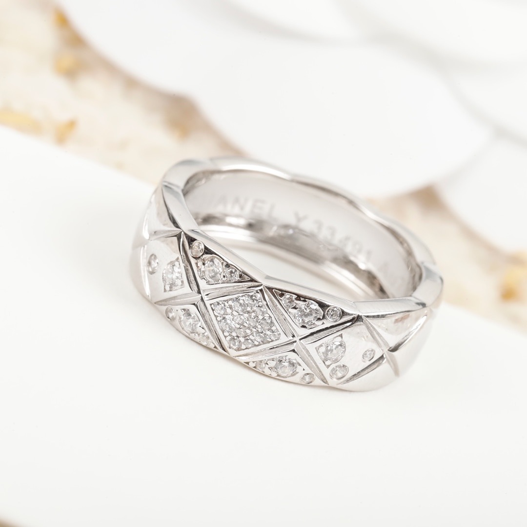 샤* 퀼팅 코코 크러쉬 링