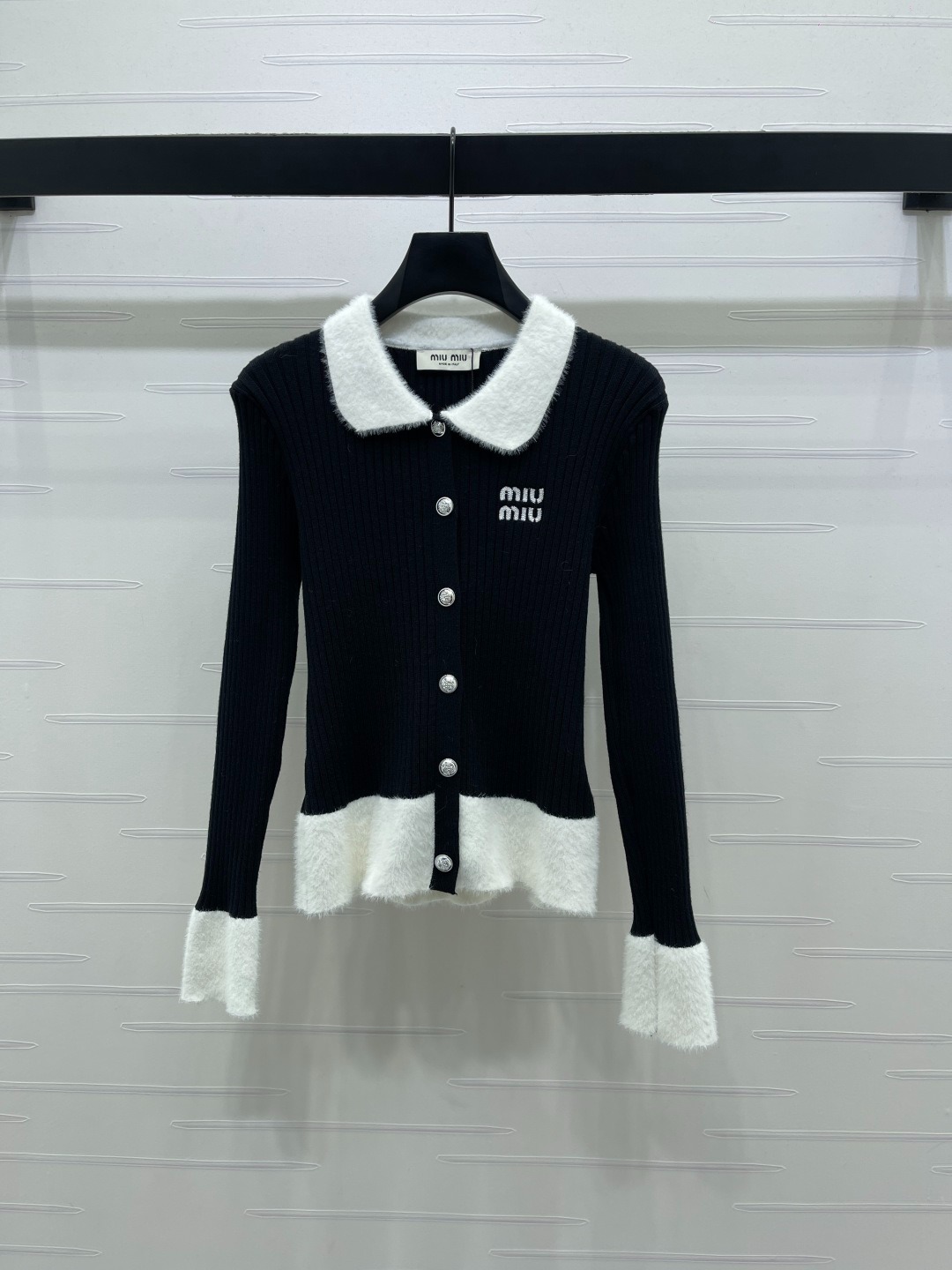 미*미* 26 봄 신상 터틀넥 긴팔 가디건