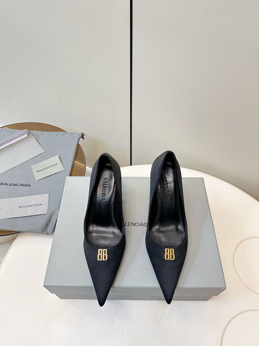 발*시아가 시그니처 버클 힐