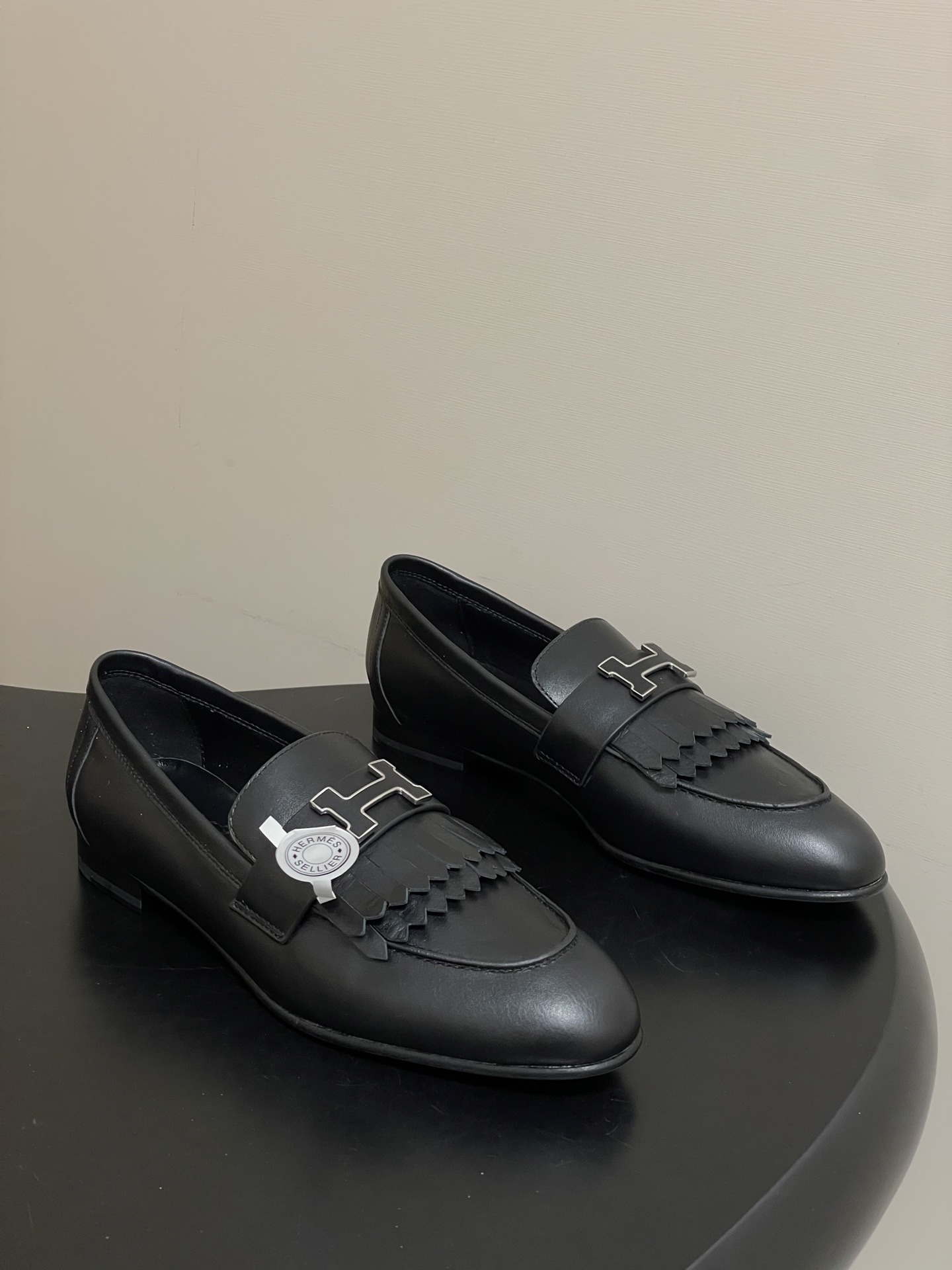 에*메스 로얄 태슬 로퍼