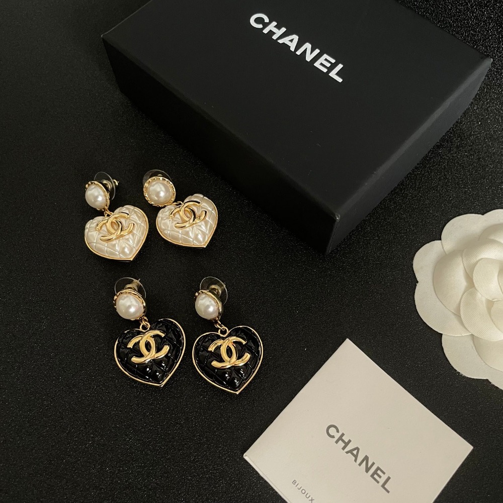 샤* CC 로고 진주 하트 귀걸이 이어링 