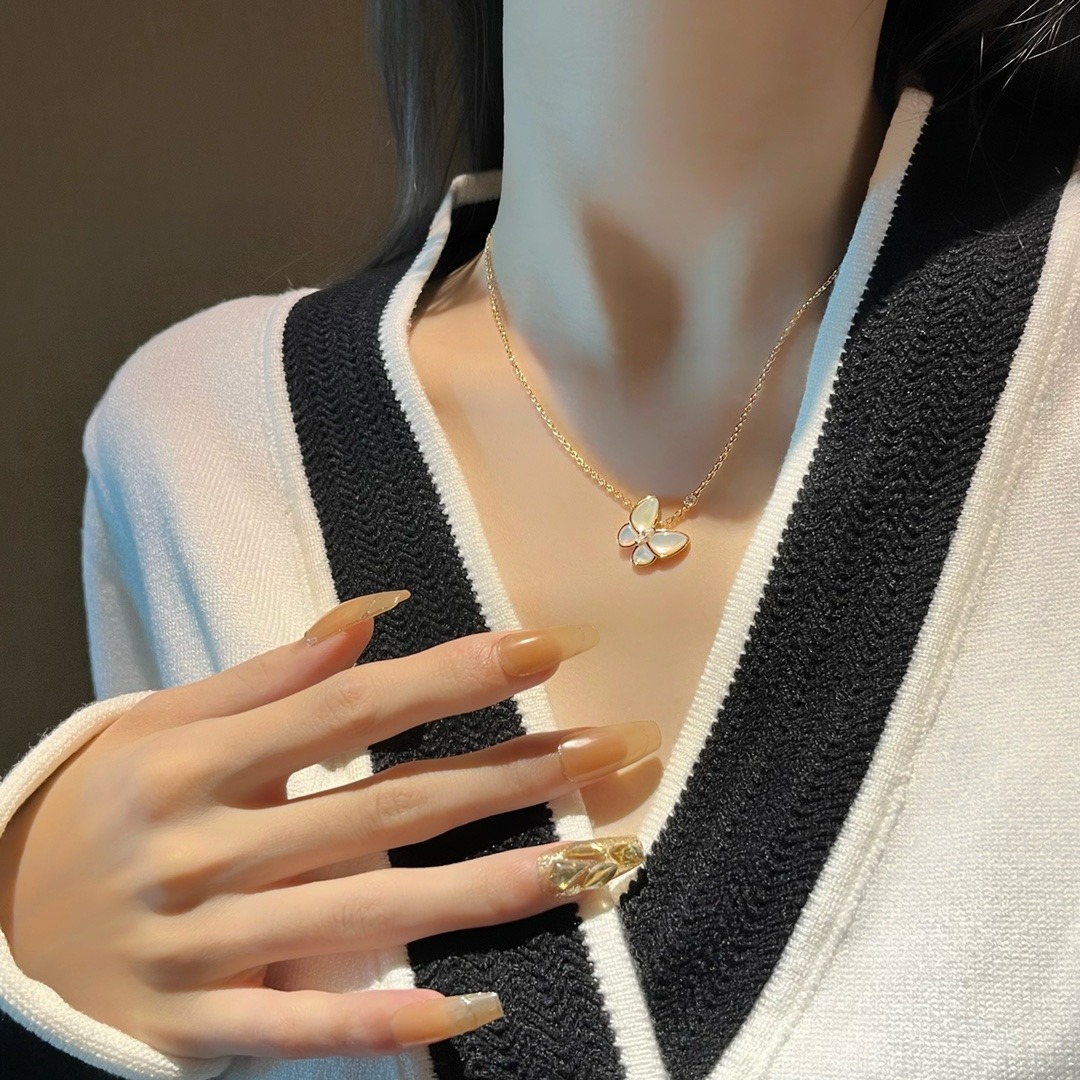 반*리프 버터플라이 네크리스