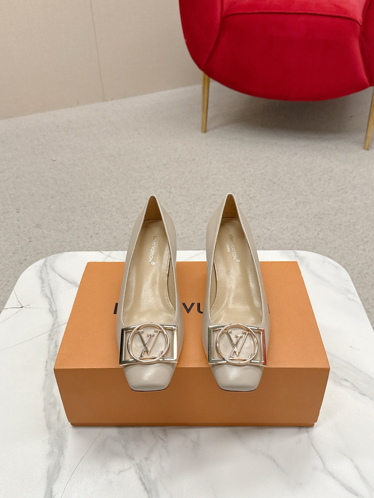 루*비통 클래식 스틸레토 힐