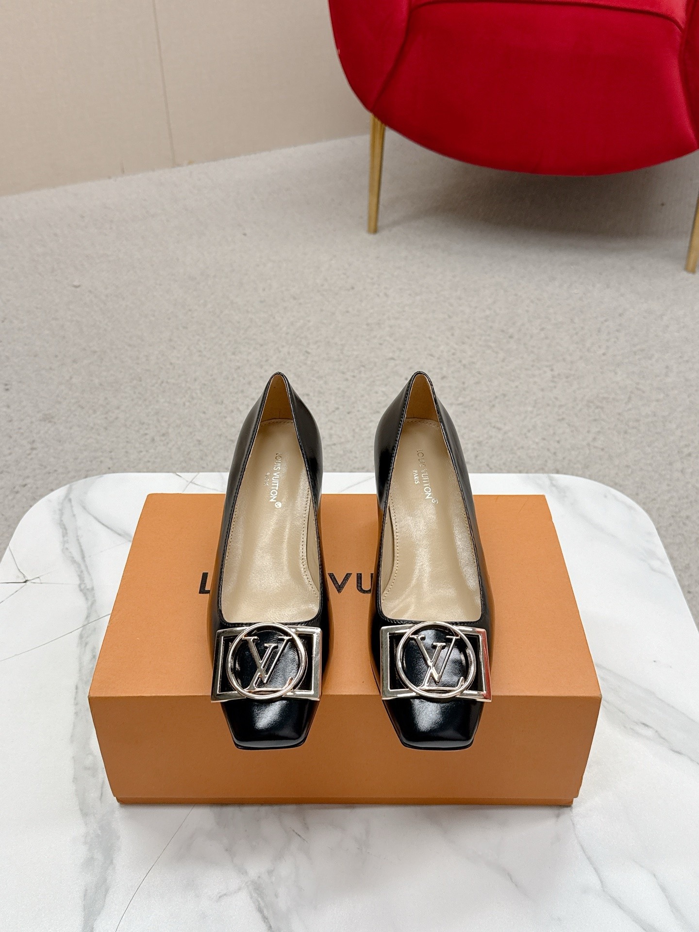 루*비통 클래식 스틸레토 힐