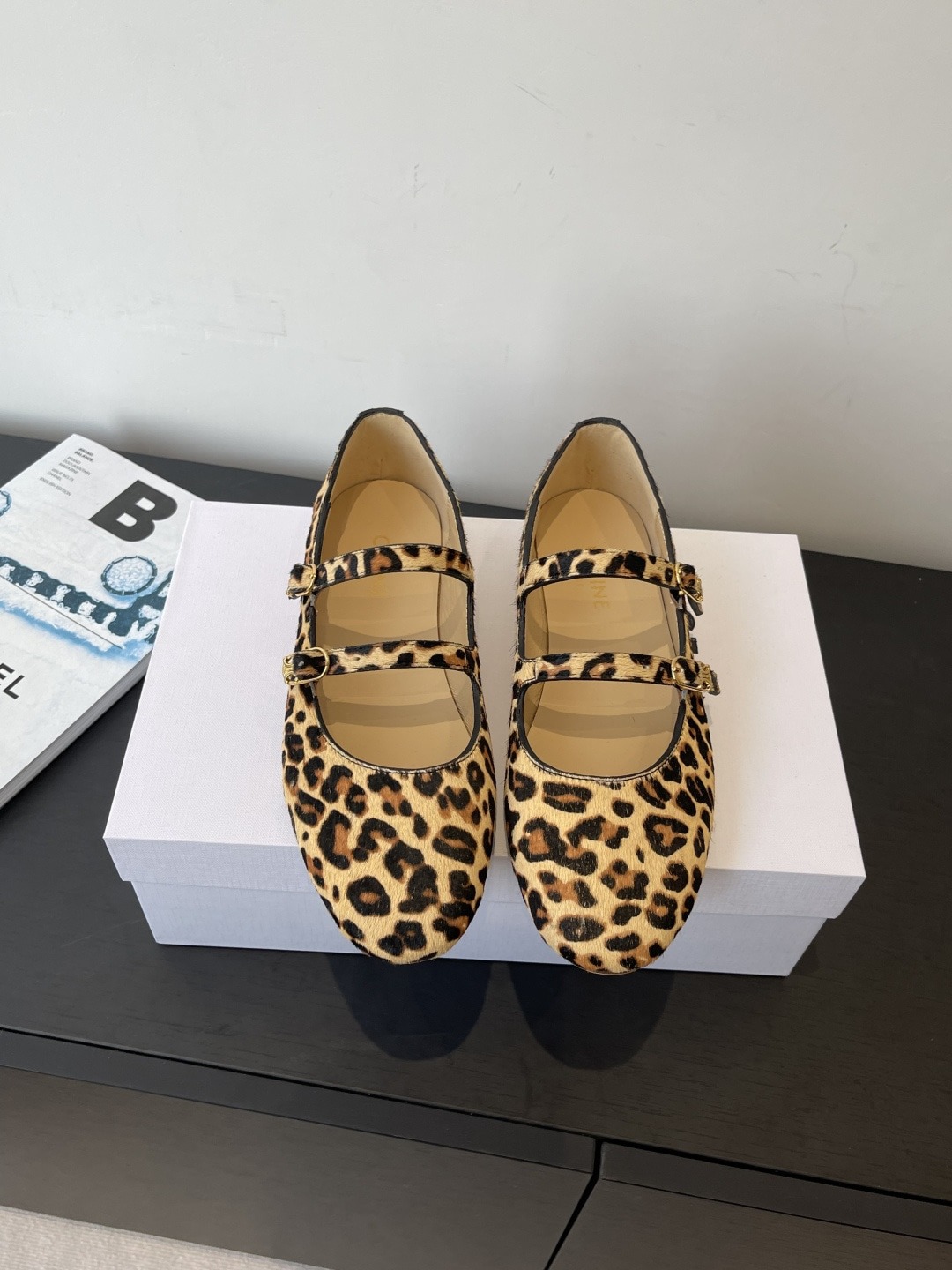 셀*느 신상 메리제인 플랫