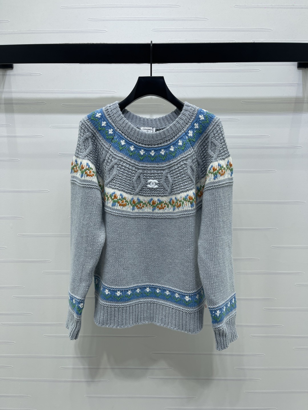 샤* 26 자카르 풀오버 니트 긴팔 스웨터