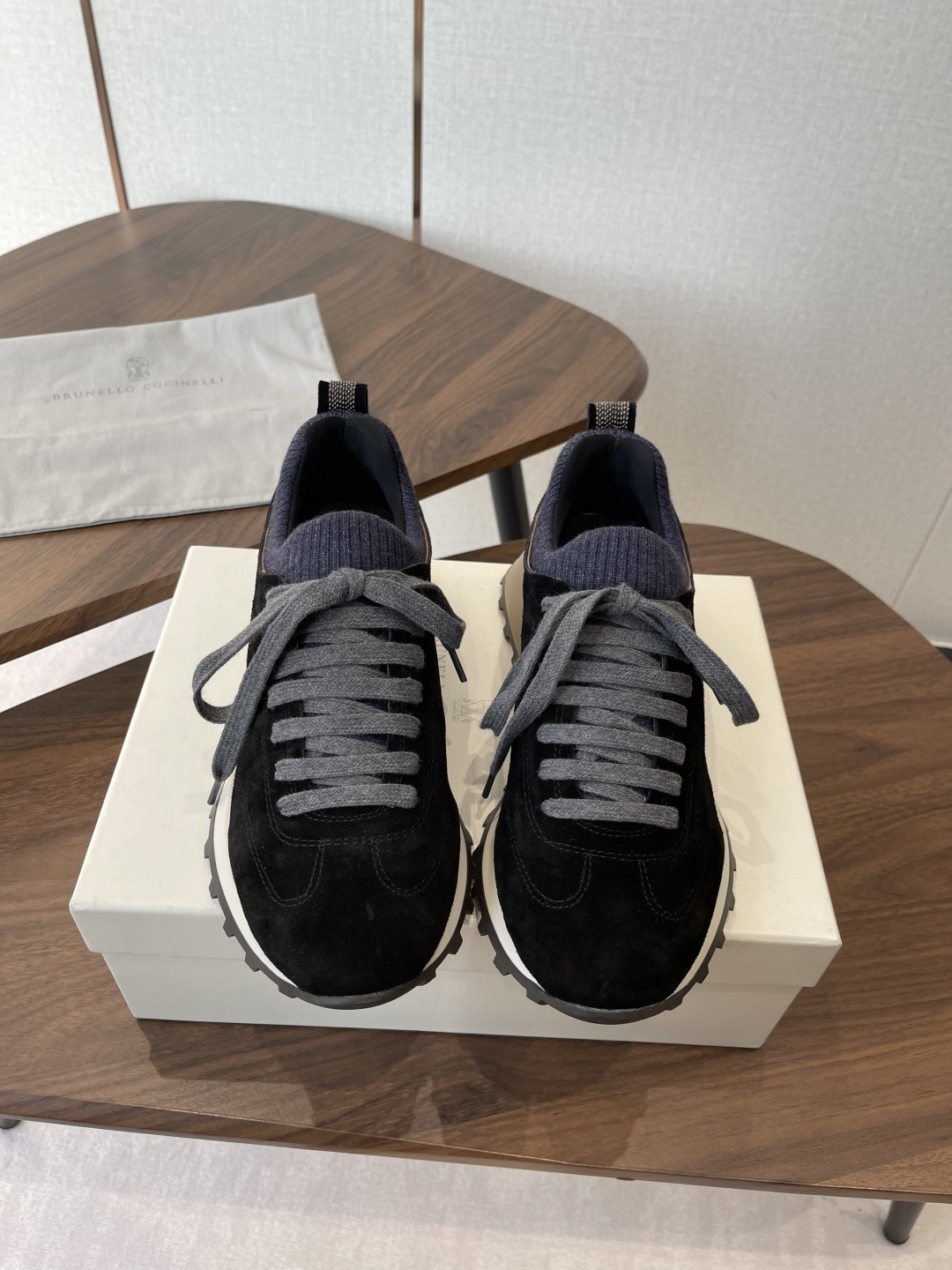 브*넬로 쿠치넬리 25ss 신상 스니커즈