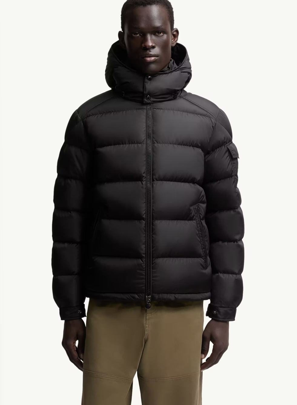 몽클레어 마야 매트 숏 다운 자켓 패딩