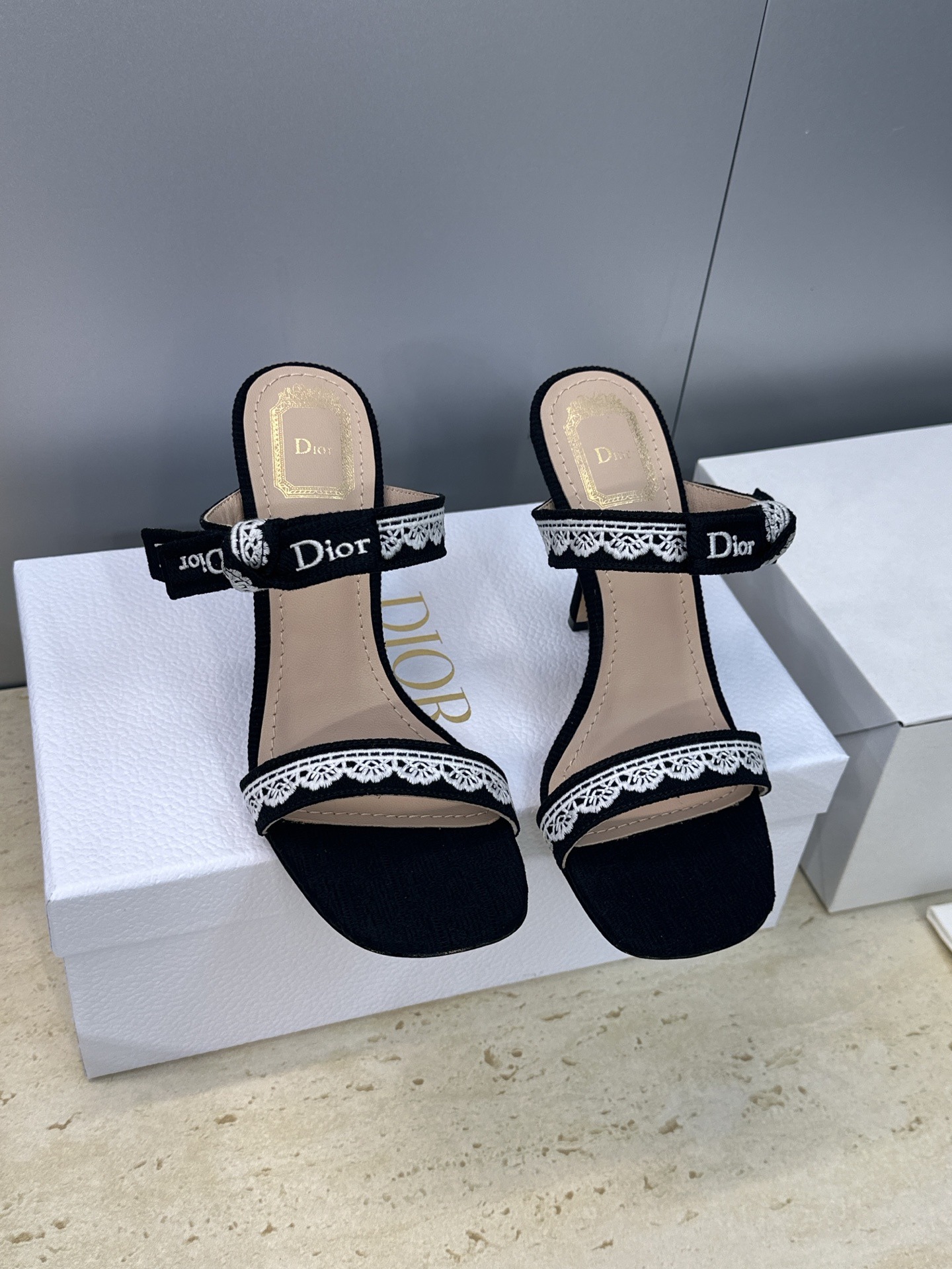 디* 26 신상 디웨이 뮬 힐