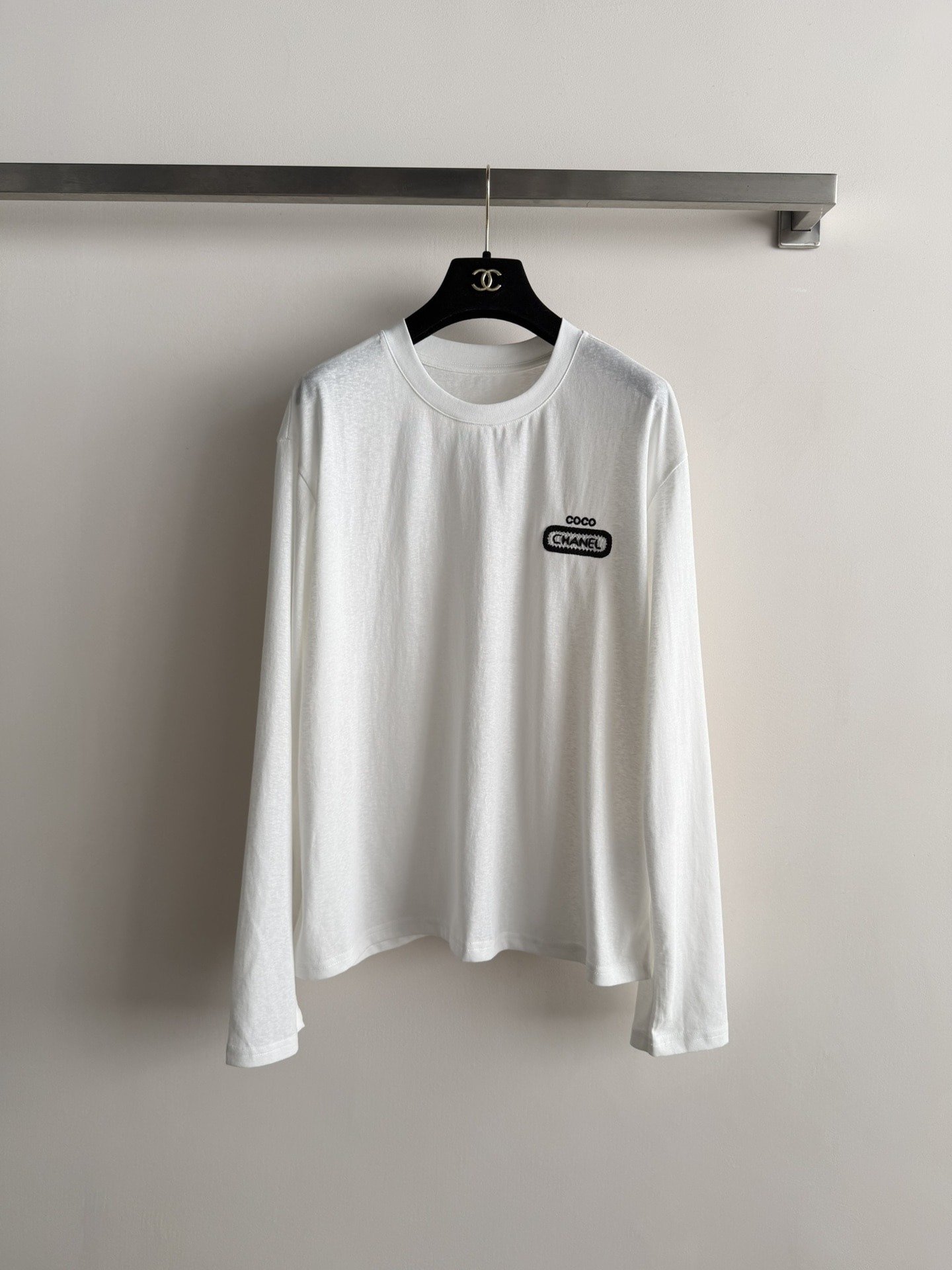 샤* 신상 라운드넥 긴팔