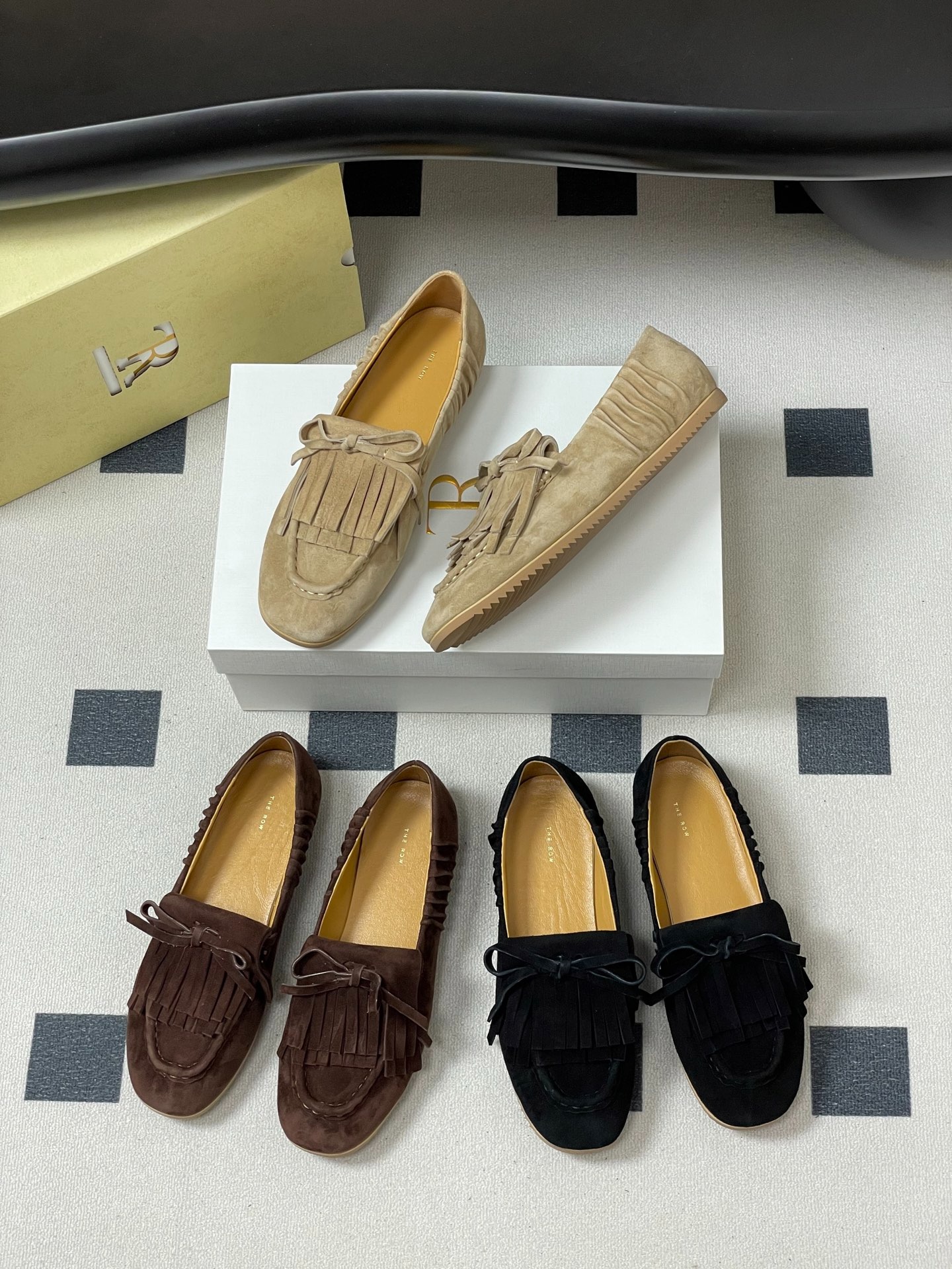 더*우 26 봄여름 신상 리본 태슬 플랫 로퍼